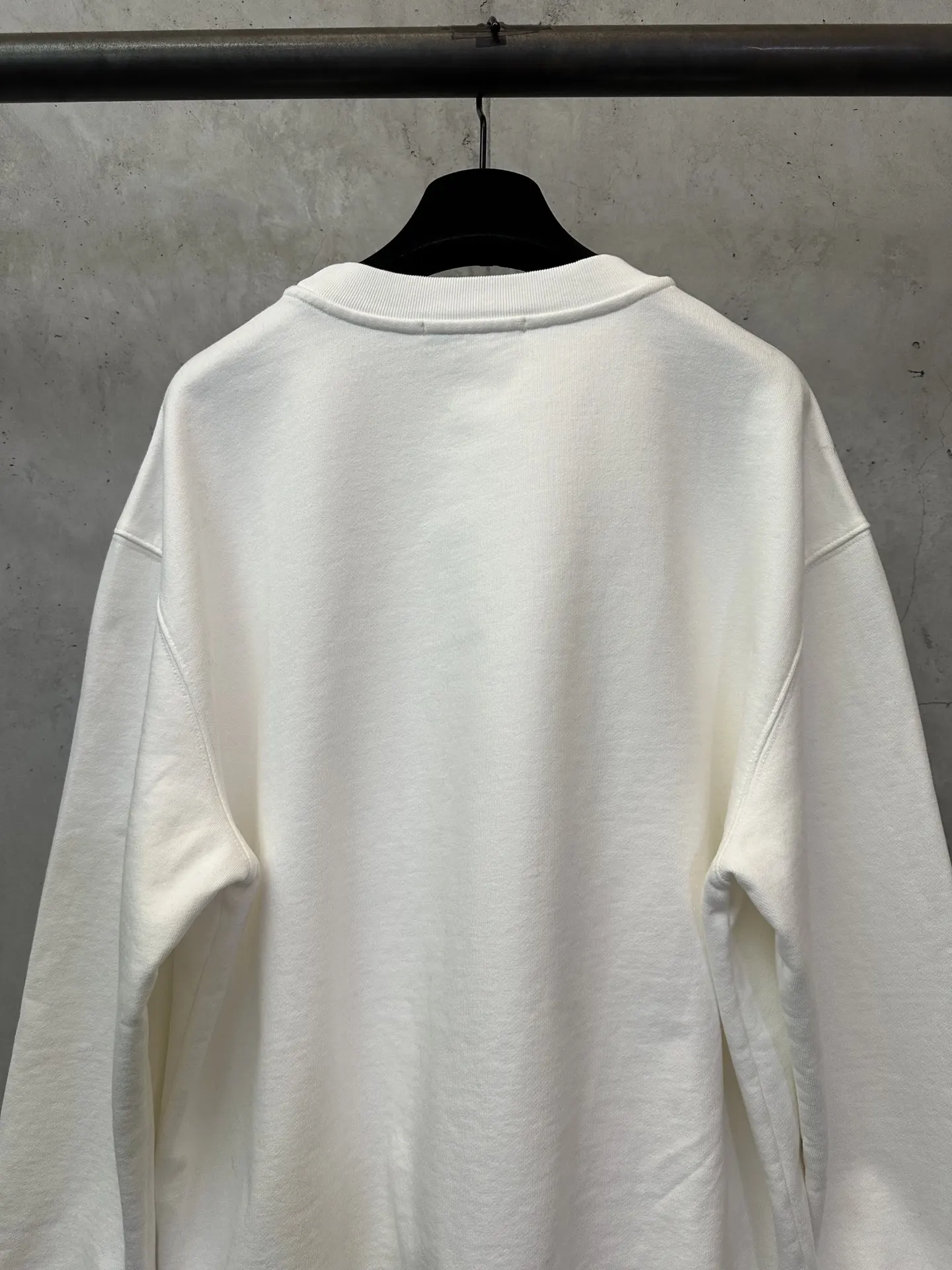 Accolade Heavyweight Cotton Crew-Neck Sweatshirt D25521829 — view 5
