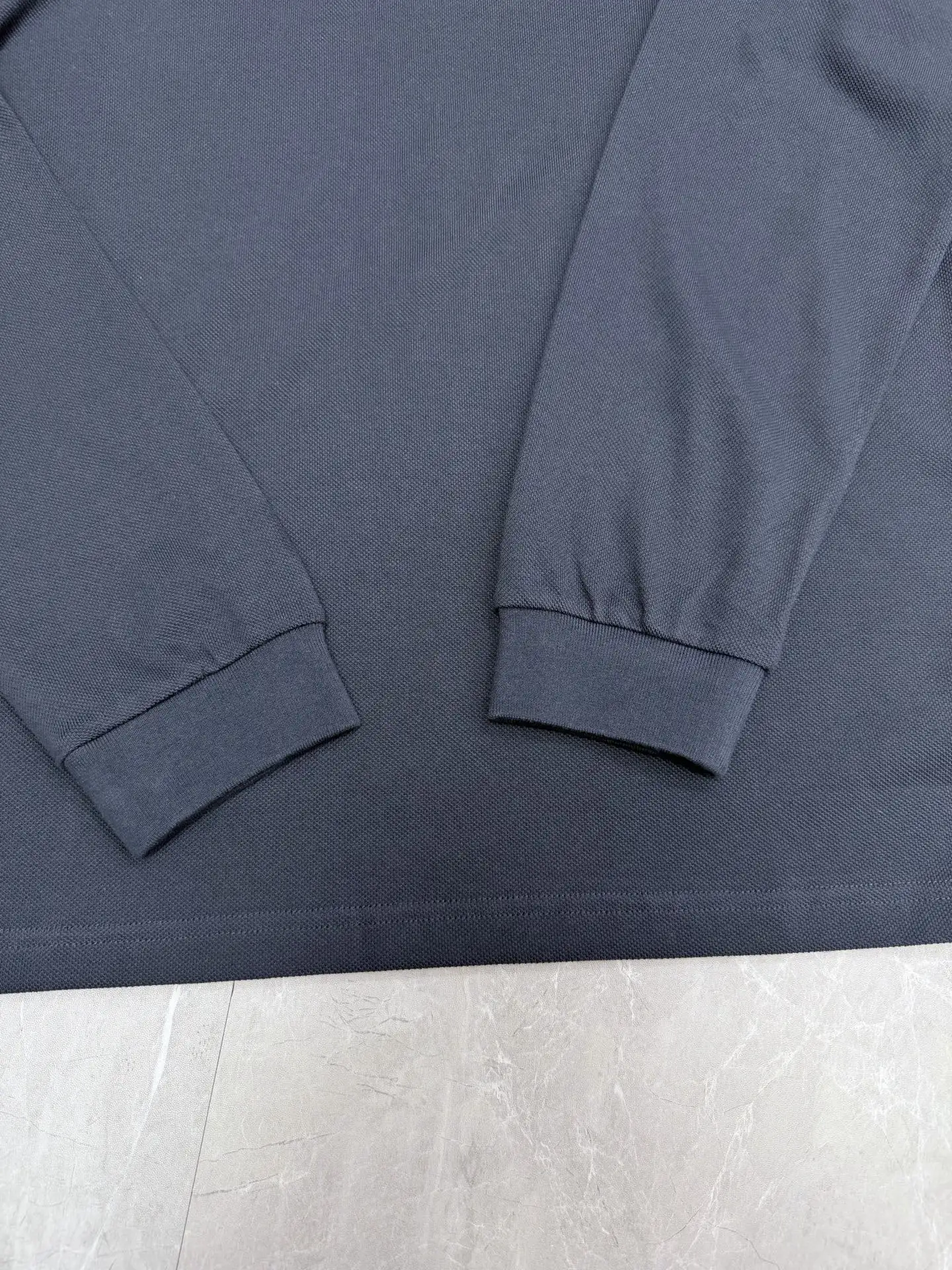 Check-Collar Long-Sleeve Polo Shirt D25519206 — view 6