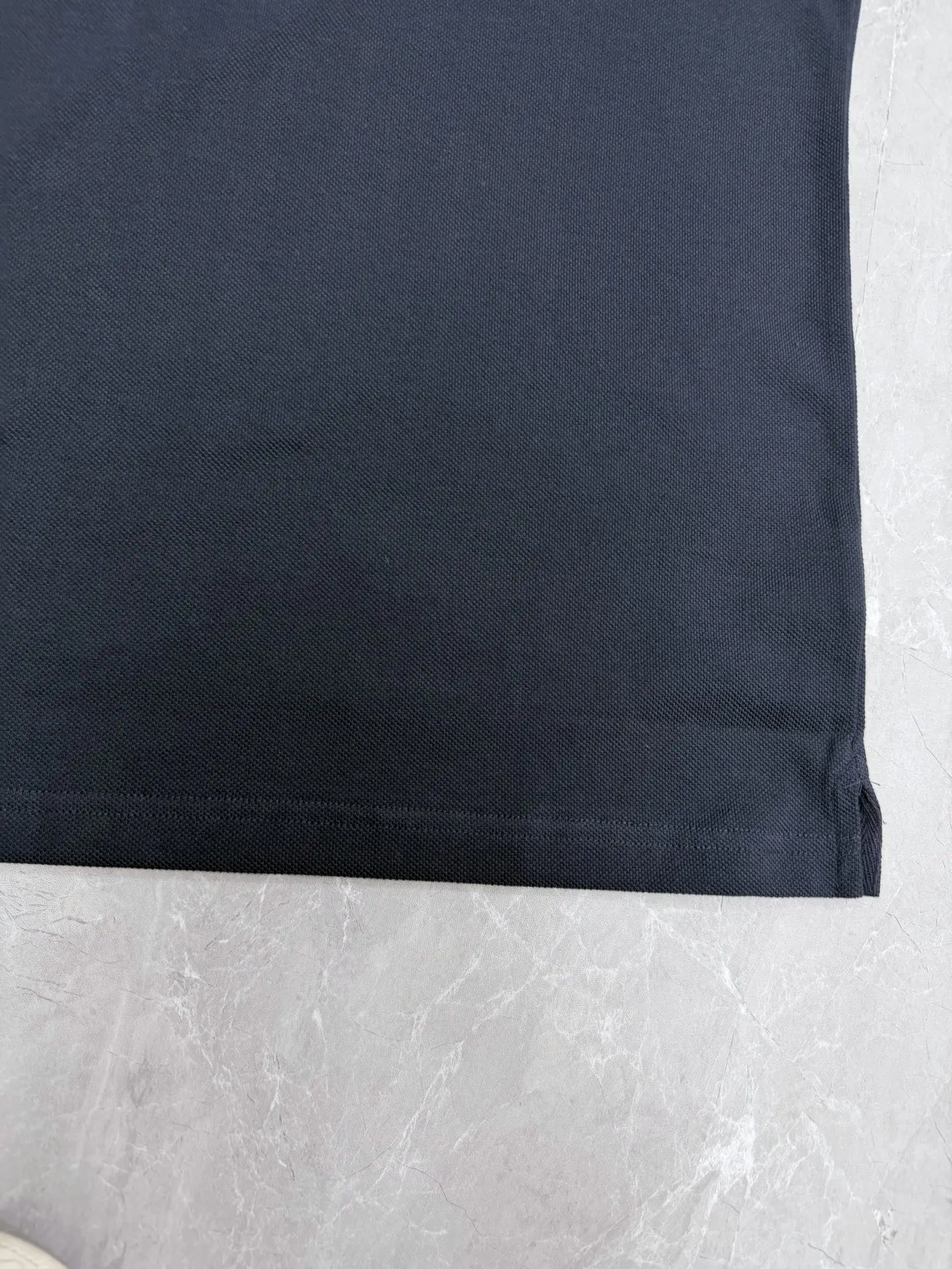 Check-Collar Long-Sleeve Polo Shirt D25519206 — view 7