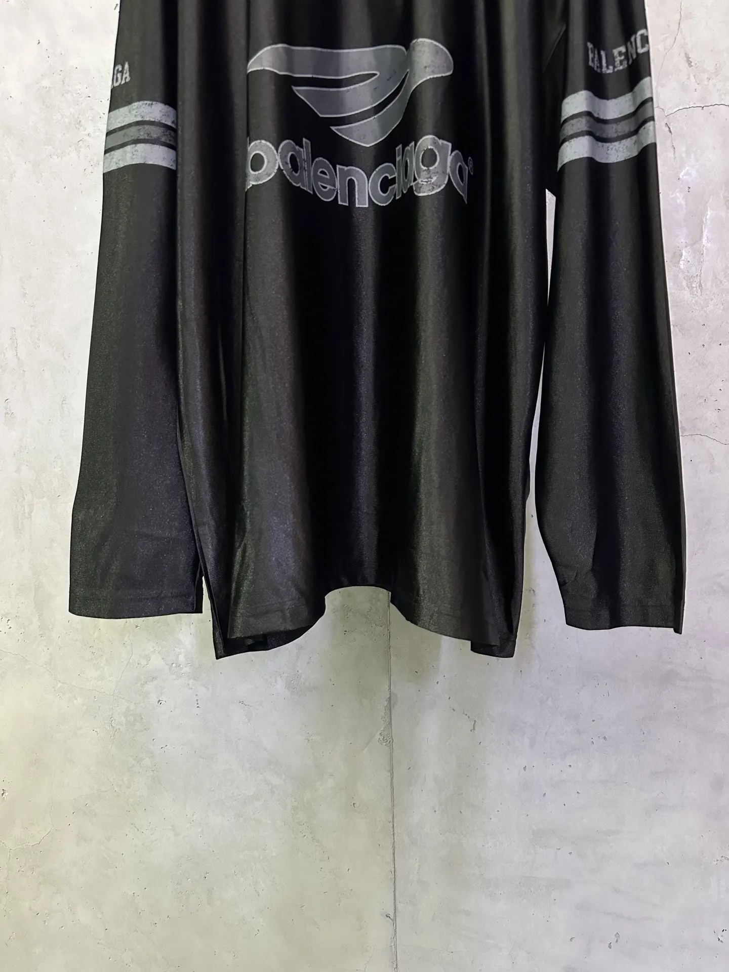 Logo-Embroidered Long-Sleeve Rugby Jersey D26012898 — view 4