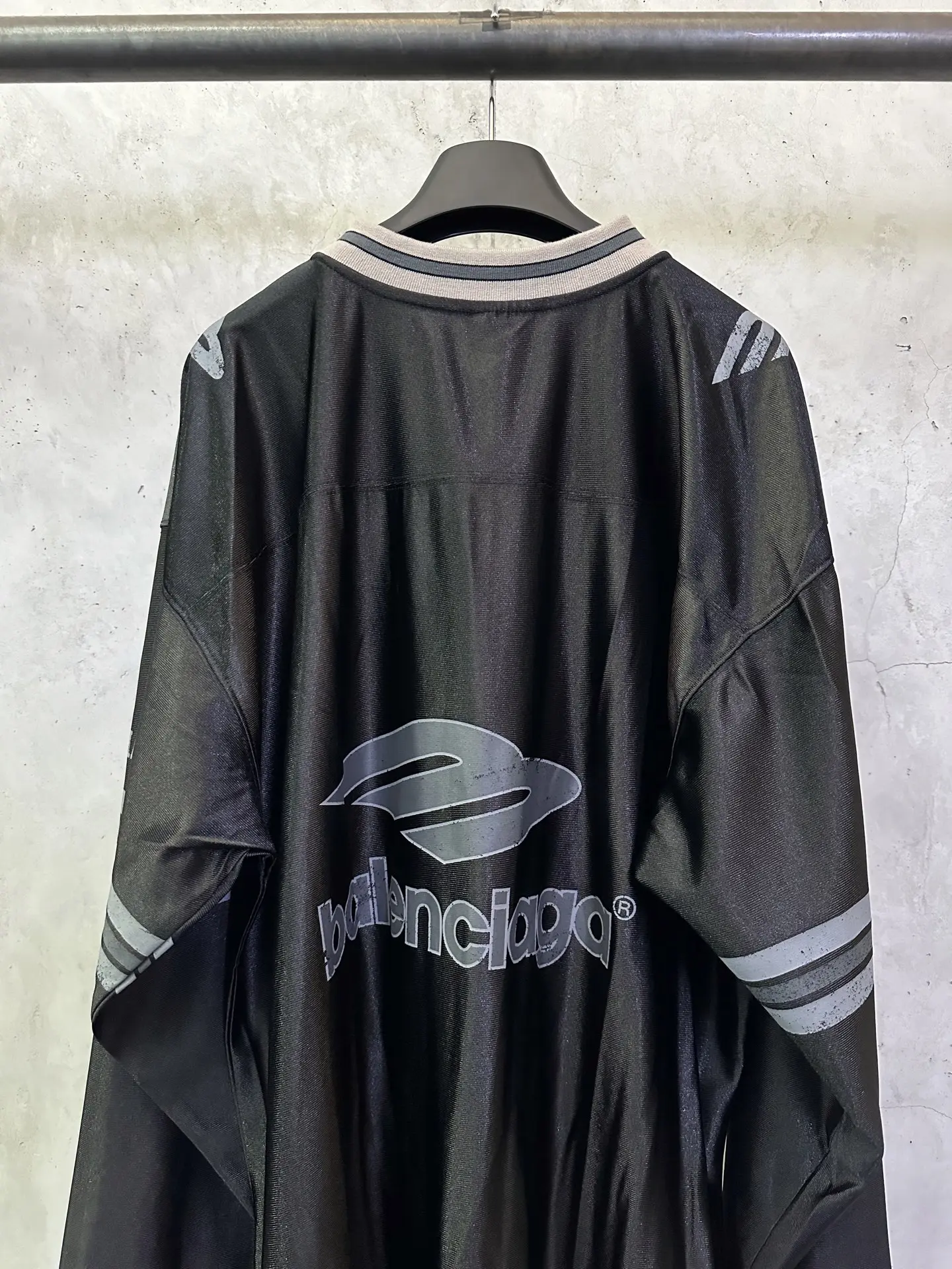 Logo-Embroidered Long-Sleeve Rugby Jersey D26012898 — view 5