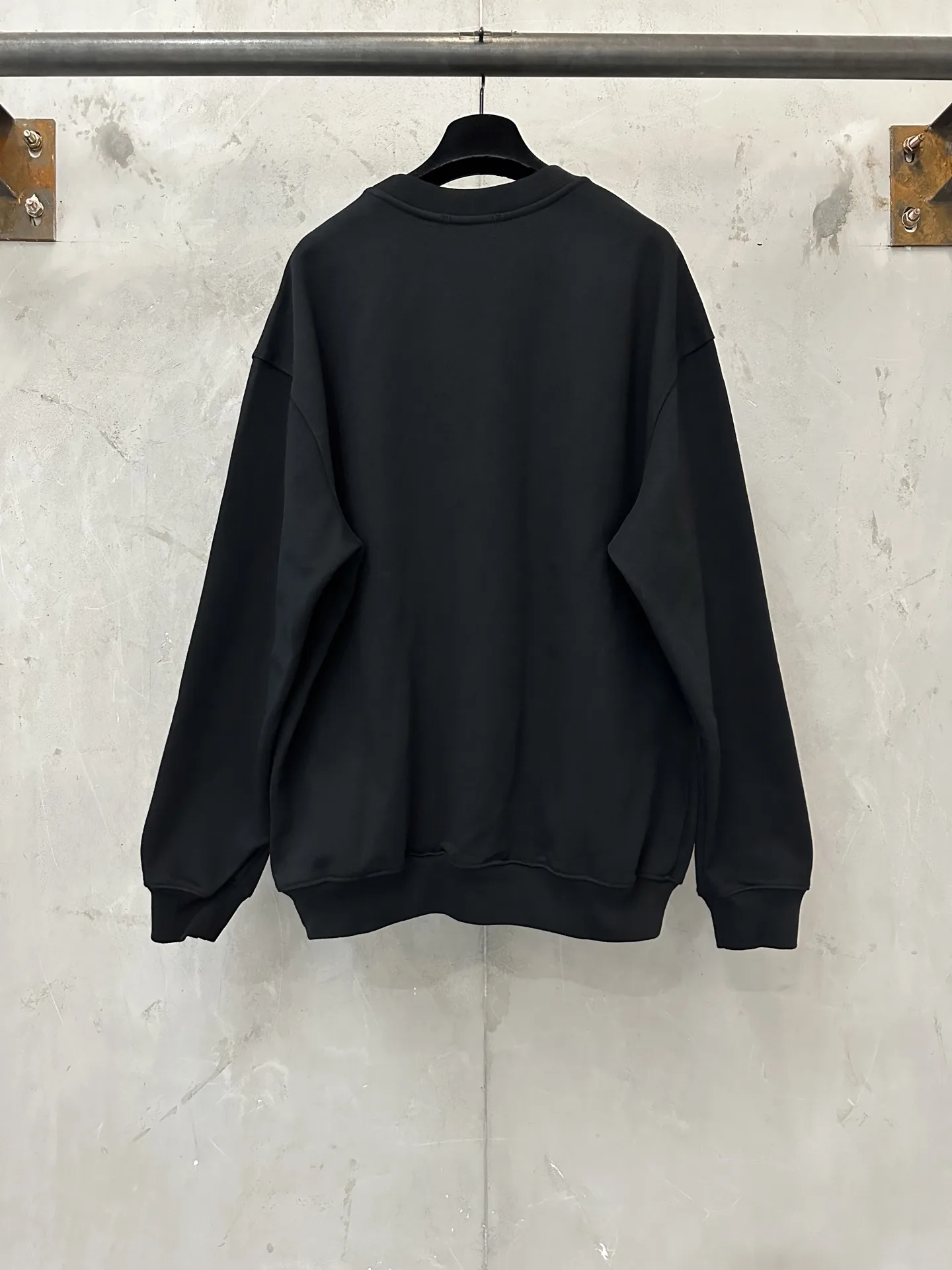 Triomphe Logo Embroidered Cotton Sweatshirt D26024412 — view 2