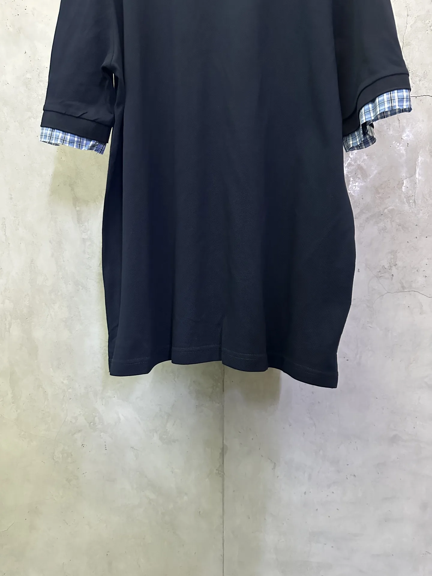 Contrast Check Collar Logo Polo Shirt D26012778 — view 4