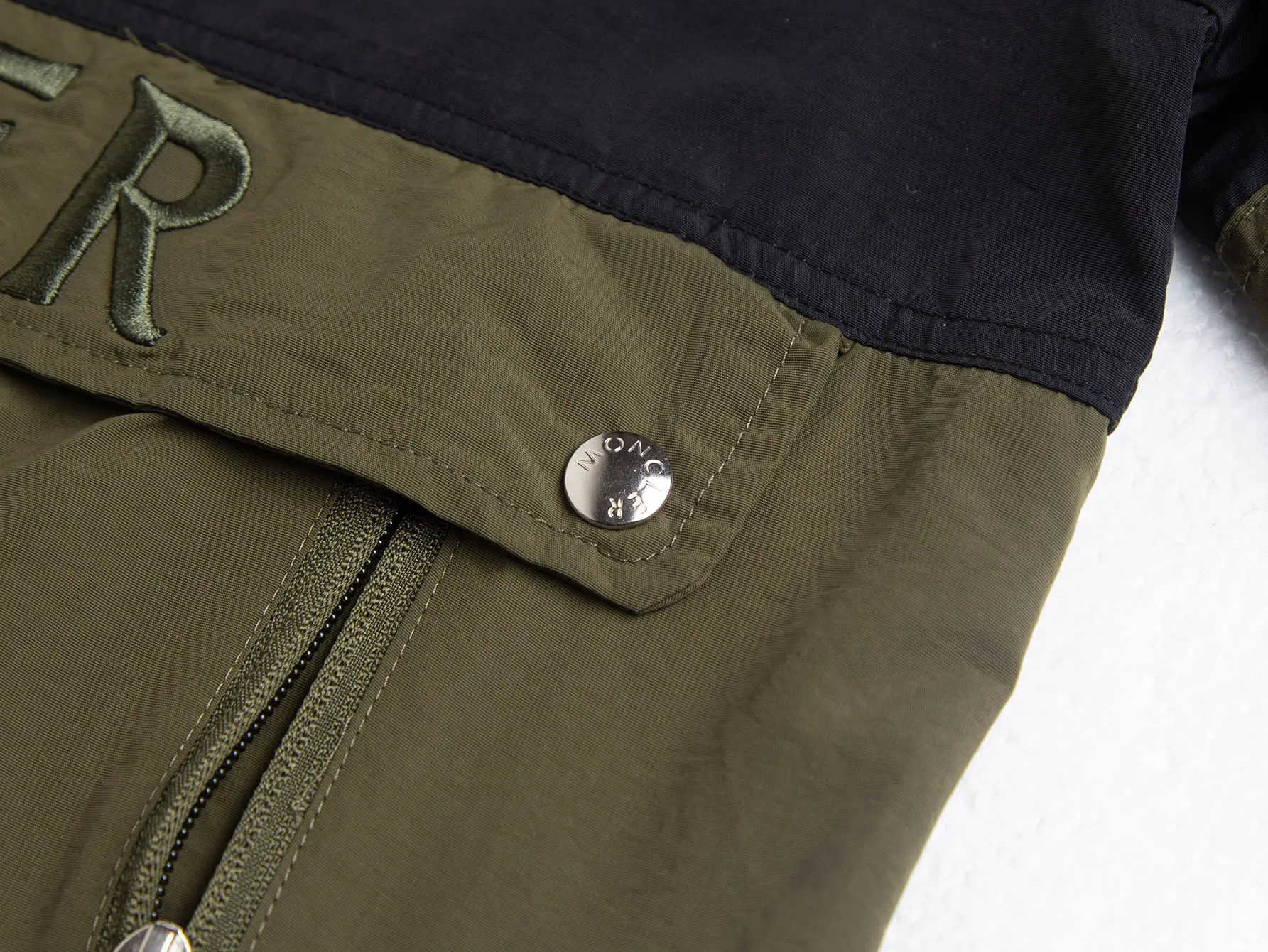 Moncler Color-Block Hooded Windbreaker Jacket D26016317 — view 7
