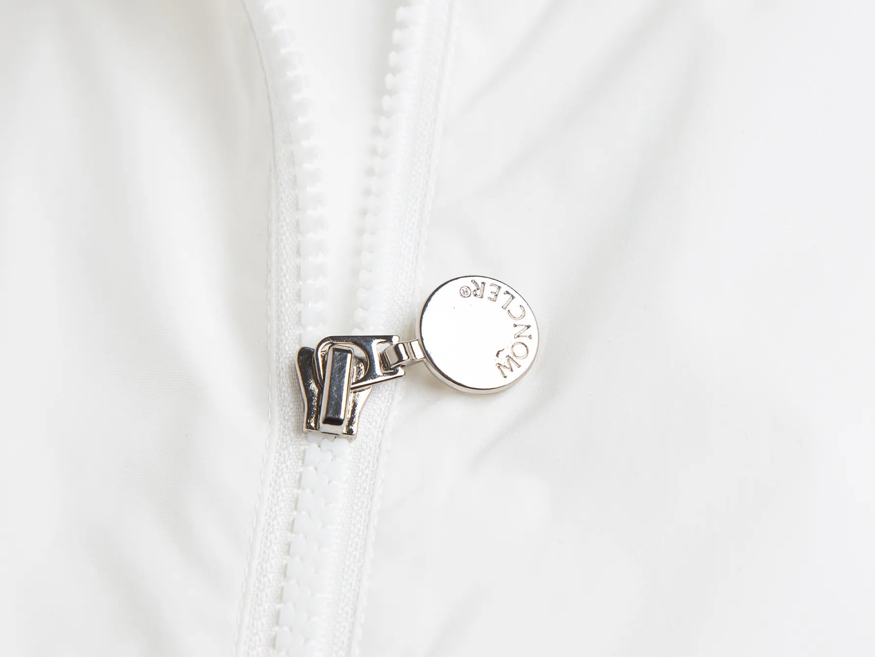 Striped Hooded Windbreaker Jacket D26016320 — view 6