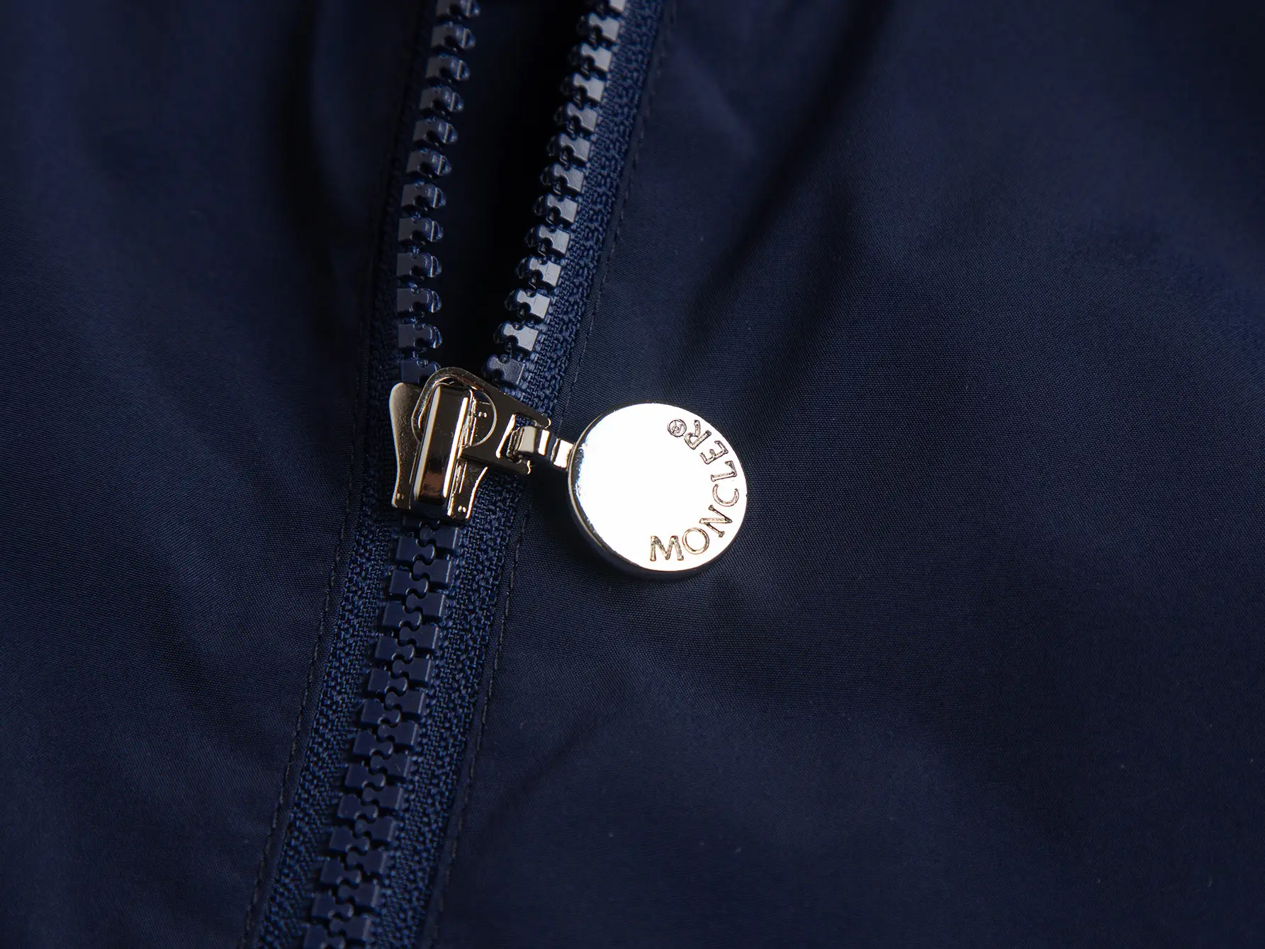 Striped Webbing Hooded Windbreaker Jacket D26016319 — view 4