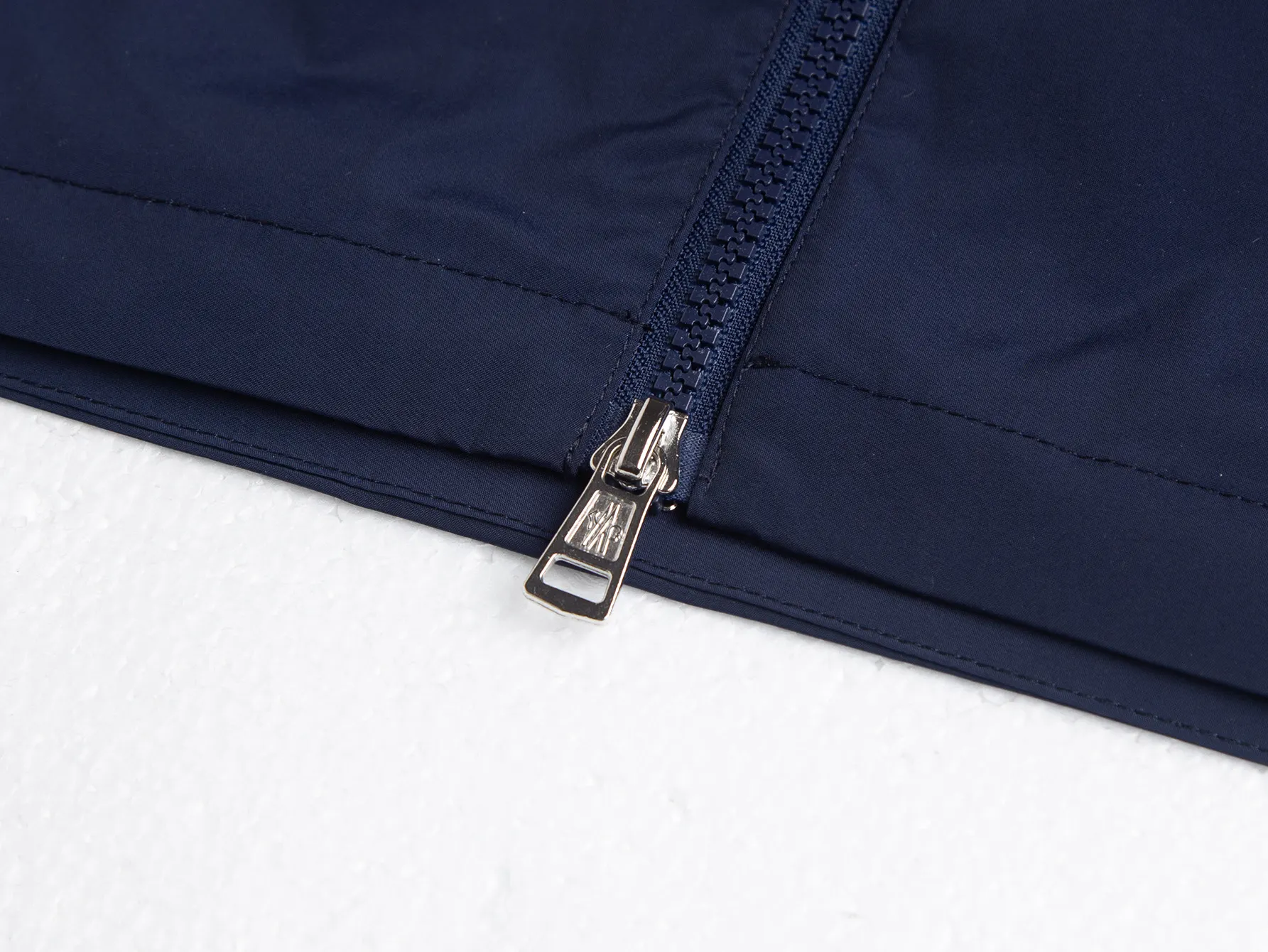 Striped Webbing Hooded Windbreaker Jacket D26016319 — view 8