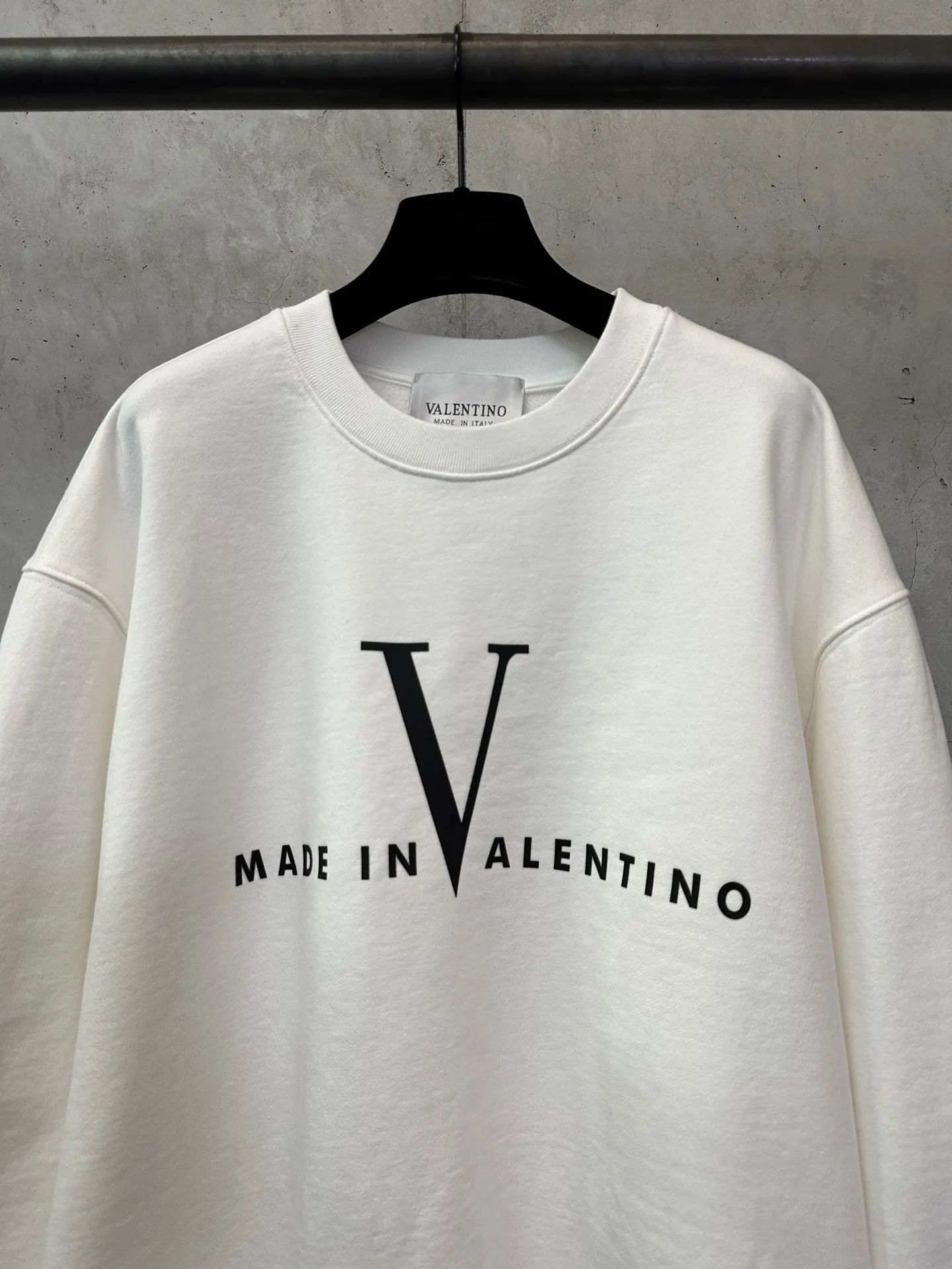 Logo Print Heavyweight Cotton Sweatshirt D26023533 — view 3