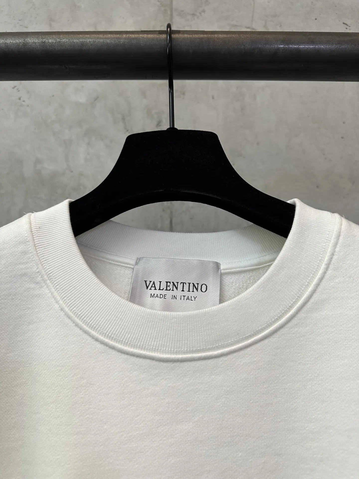 Logo Print Heavyweight Cotton Sweatshirt D26023533 — view 7