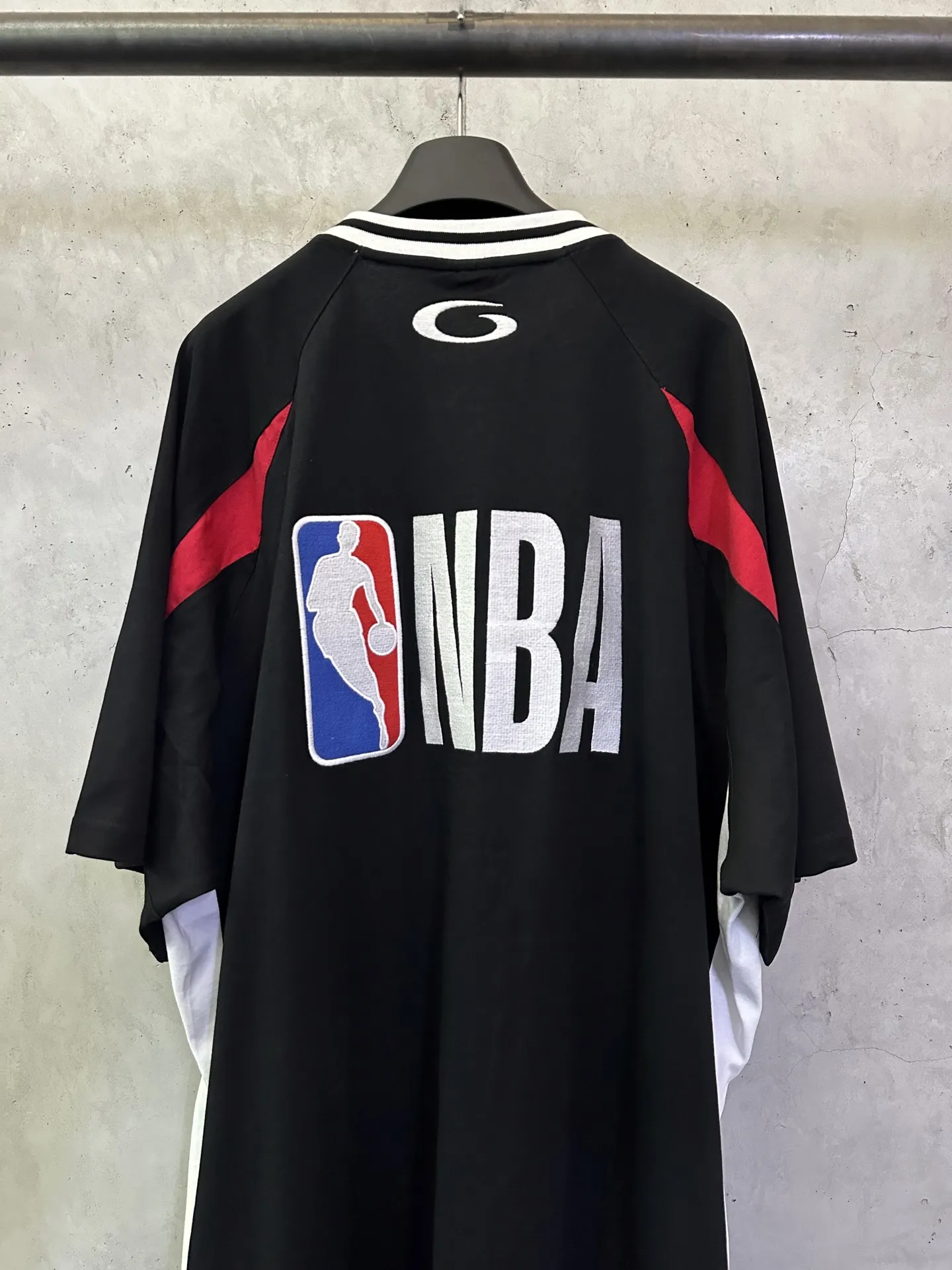 NBA Logo Embroidered Mesh Jersey T-Shirt D27012759 — view 5