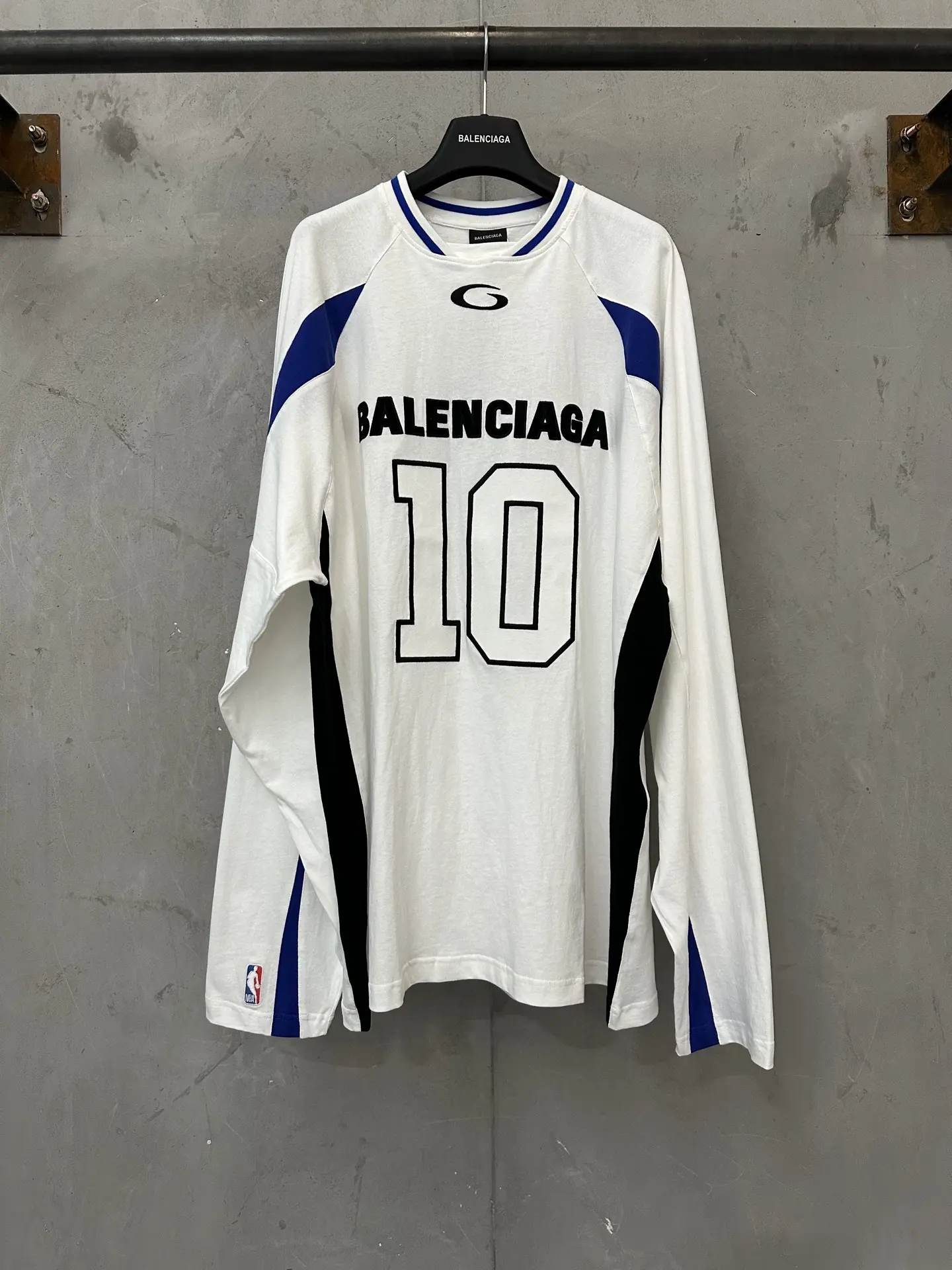 NBA Collaboration Long-Sleeve Jersey T-Shirt D27025054