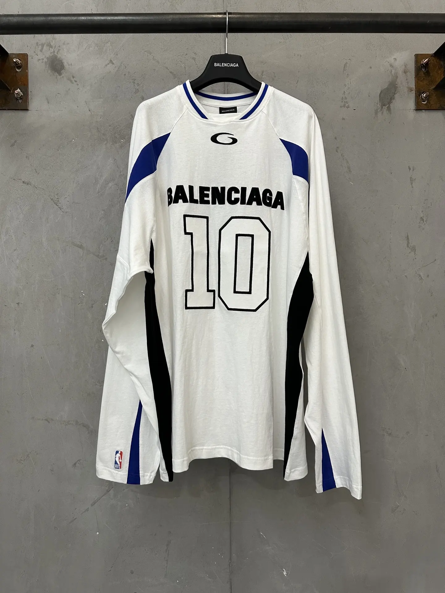 NBA Collaboration Long-Sleeve Jersey T-Shirt D27025054