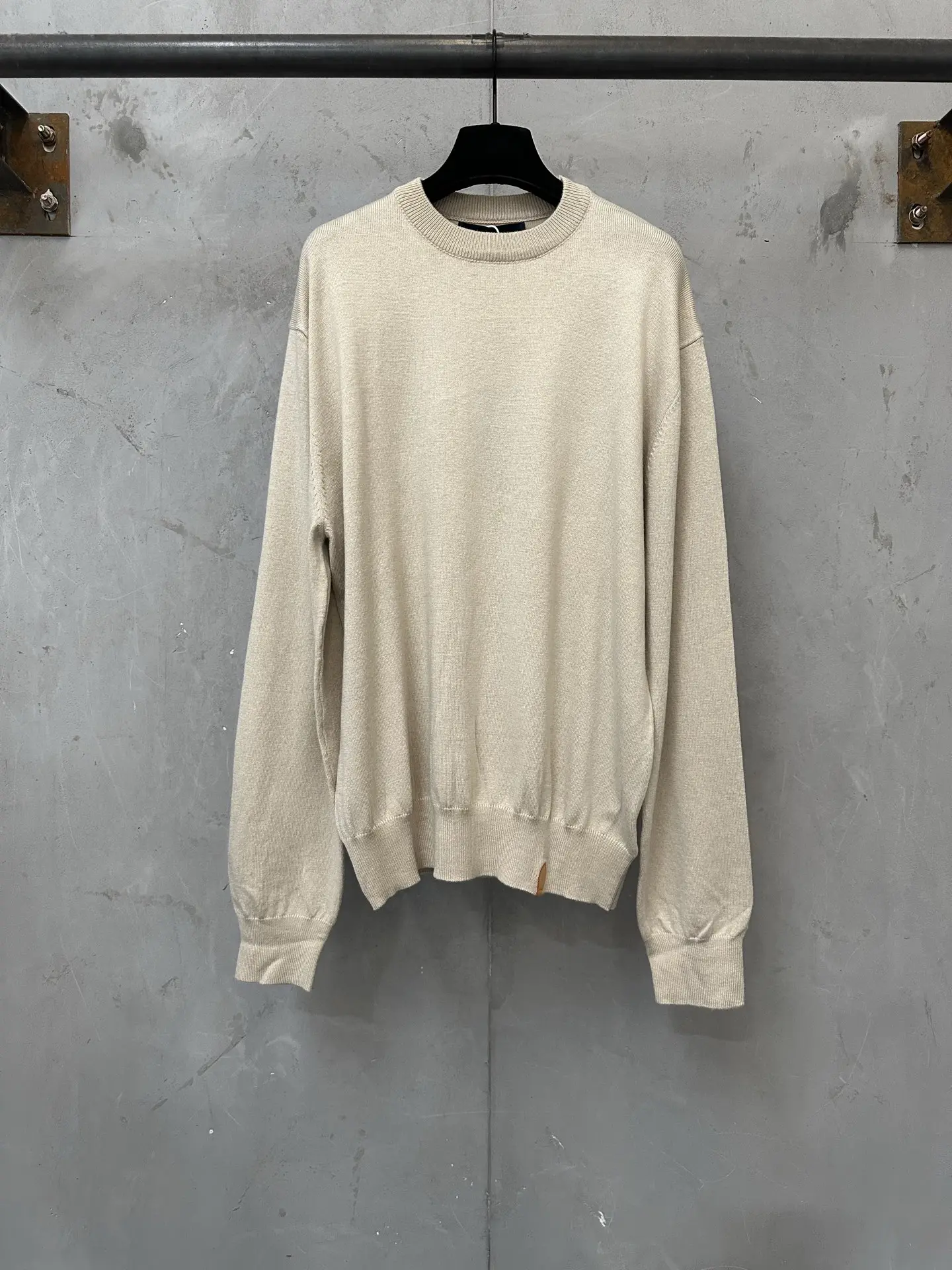 Cashmere-Blend Crew-Neck Knit Sweater D27021839
