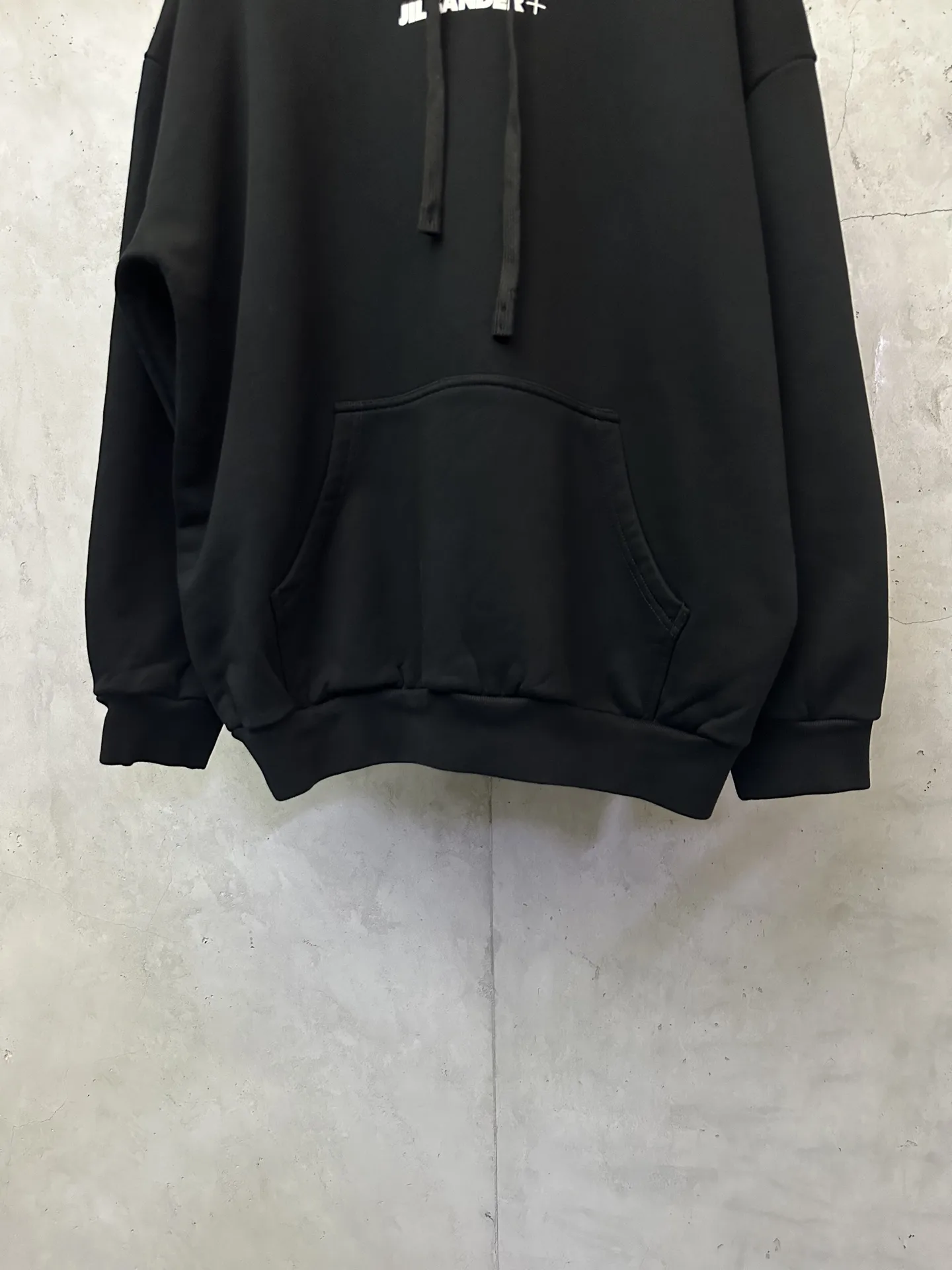 Logo Print Heavyweight Cotton Hoodie D27021832 — view 4