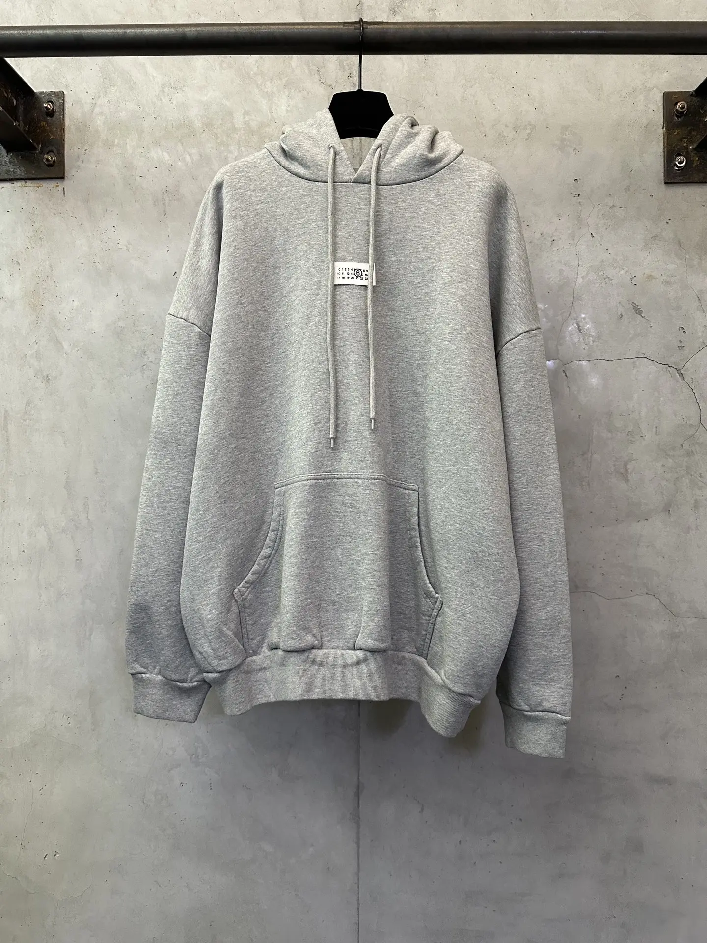MM6 Maison Margiela Logo Label Oversized Hoodie D27021837