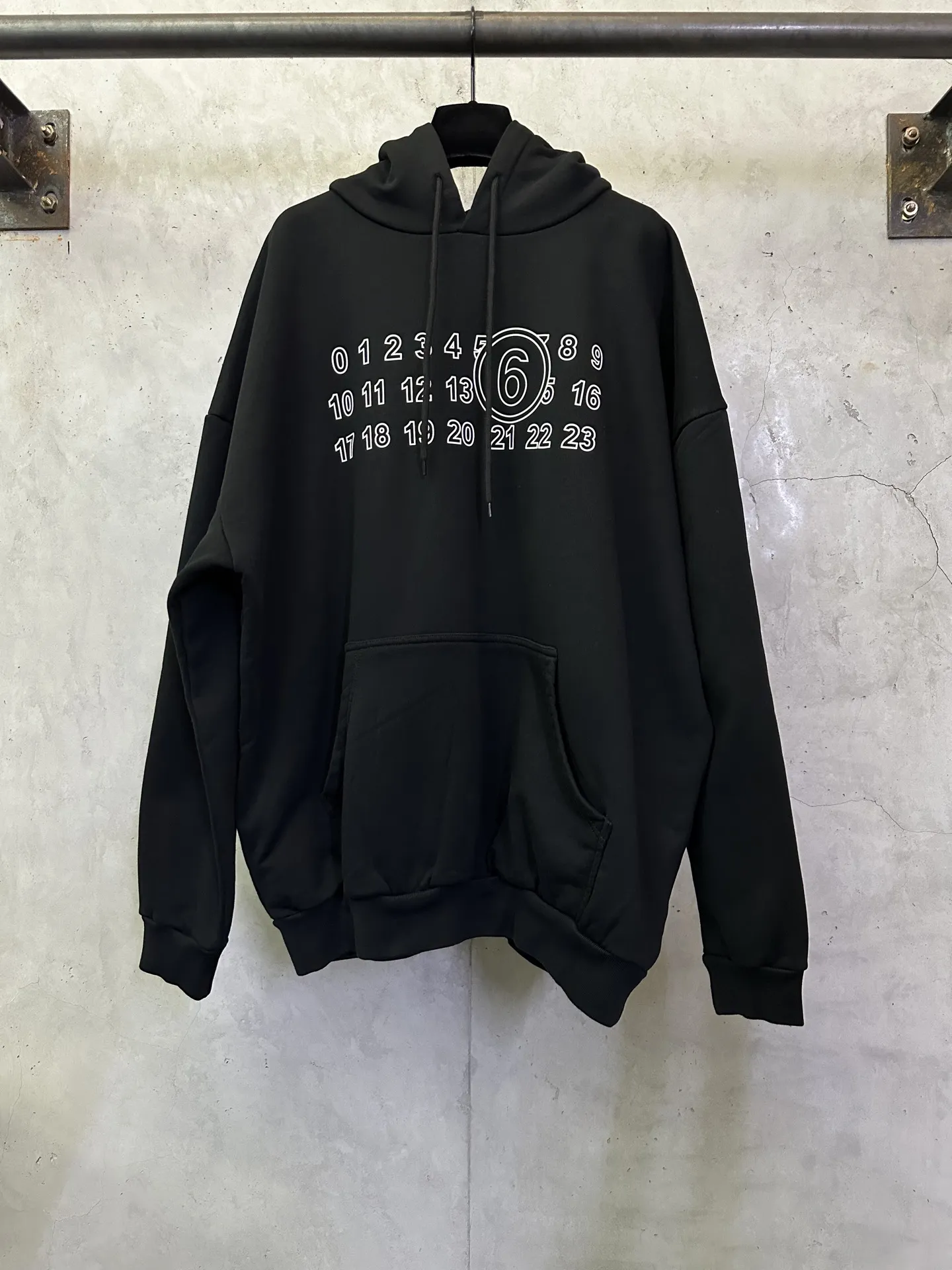 MM6 Maison Margiela Numeric Logo Hoodie D27021813