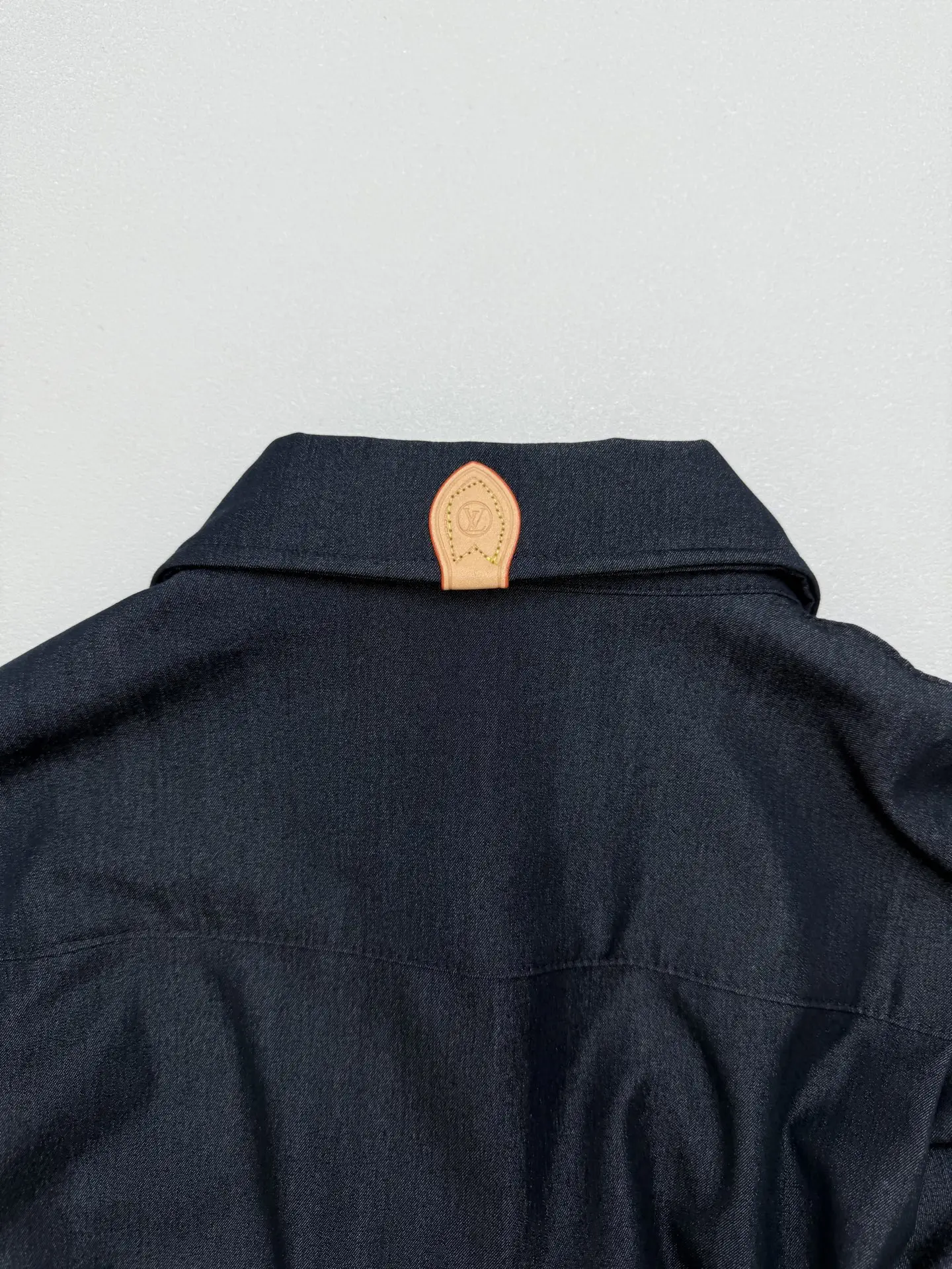 Trunk Leather Patch Long-Sleeve Shirt D27514242 — view 7