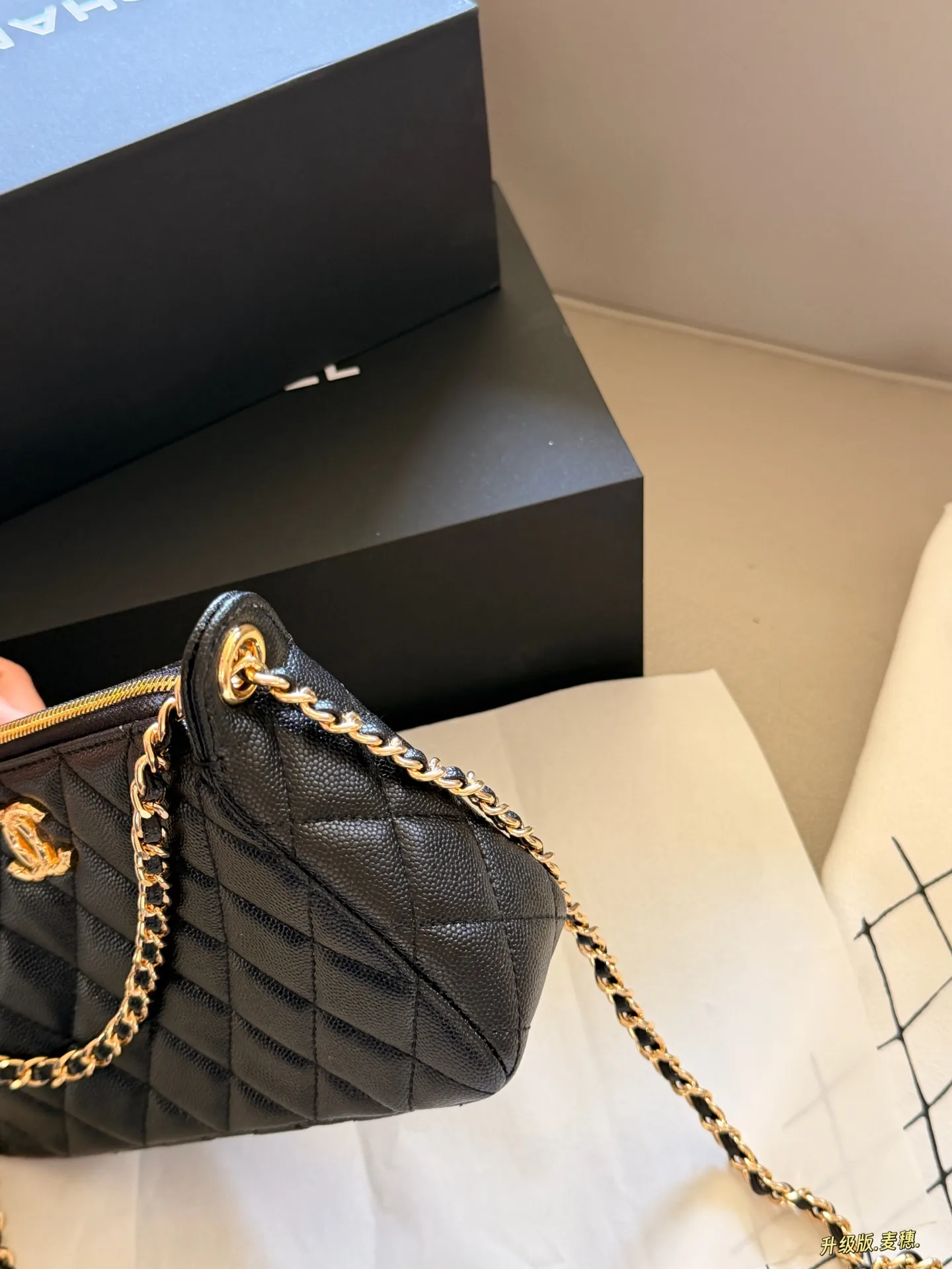 Quilted Leather Chain Shoulder Bag D27518015 — view 4