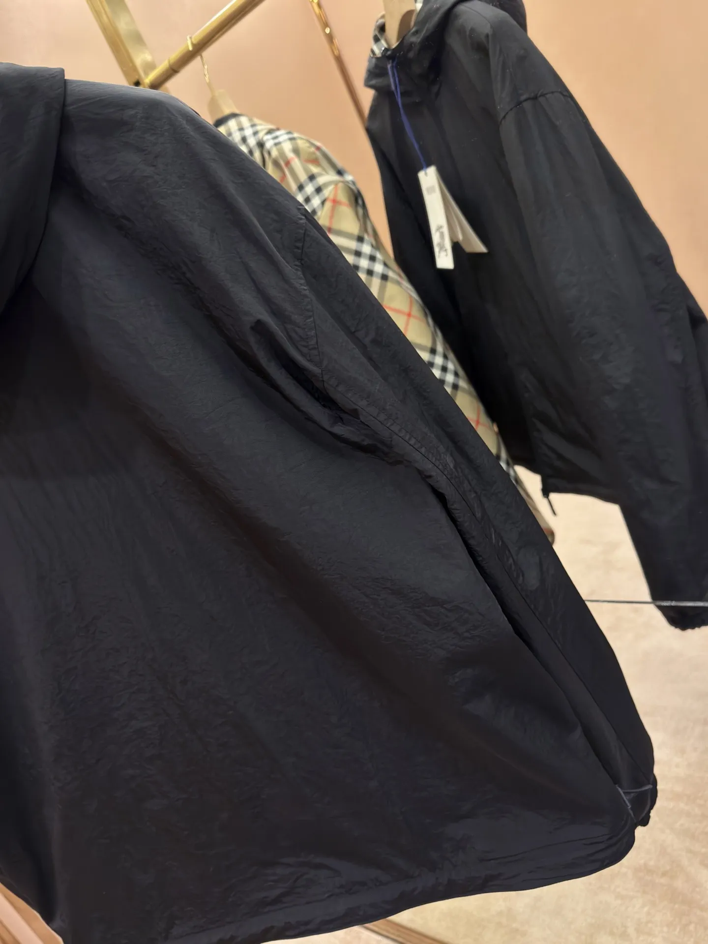 Reversible Check Hooded Jacket D27516405 — view 6