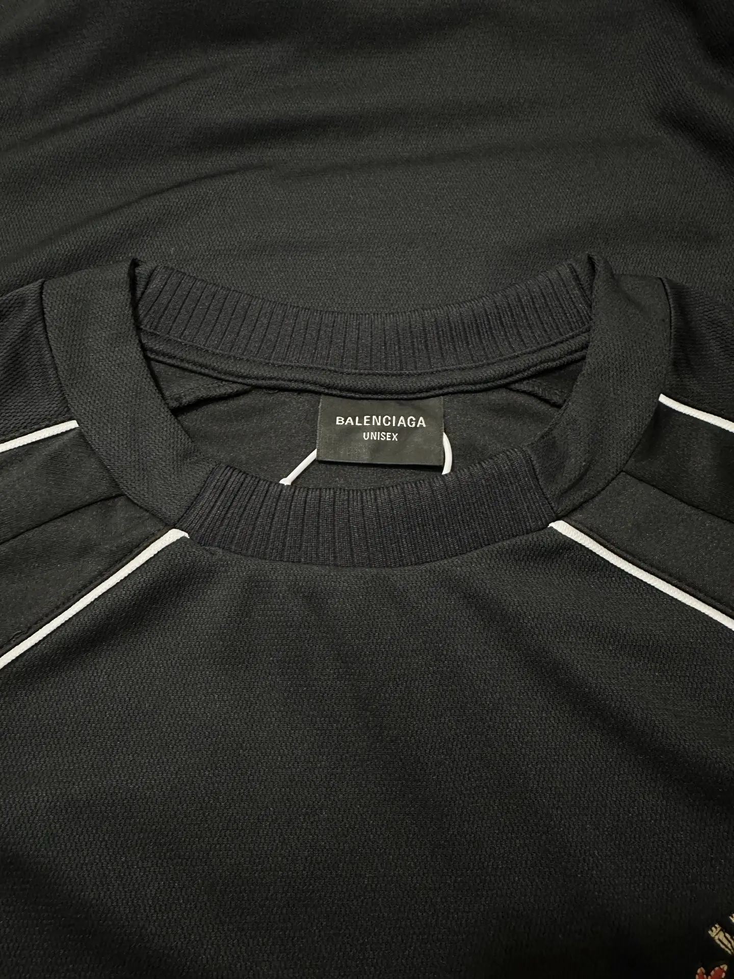 Logo-Embroidered Long-Sleeve Soccer Jersey D28020142 — view 6