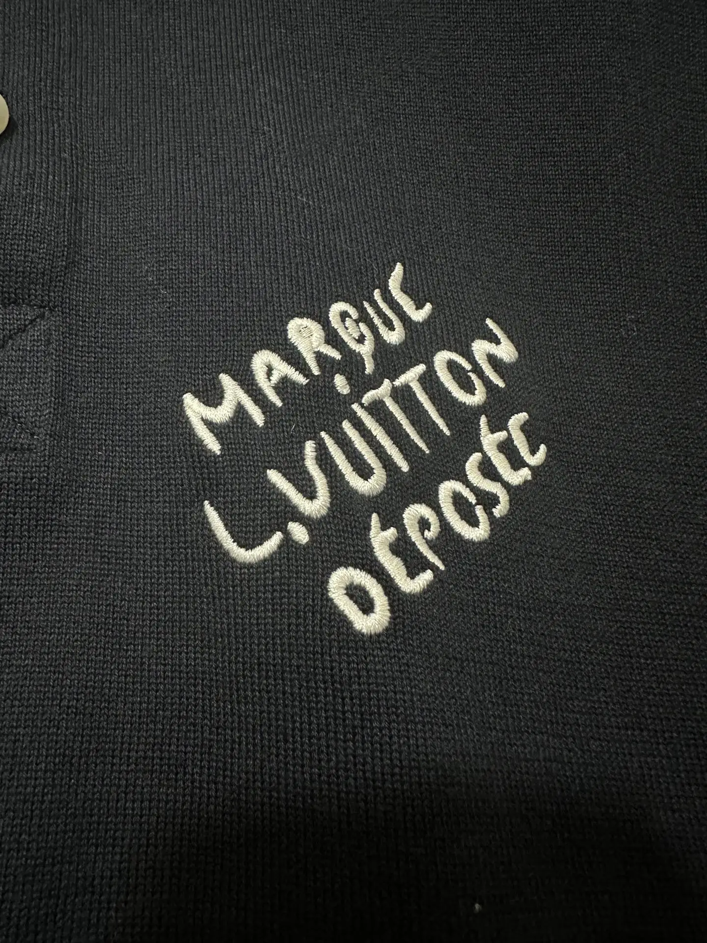 Contrast Collar Embroidered Polo Shirt D28011891 — view 7