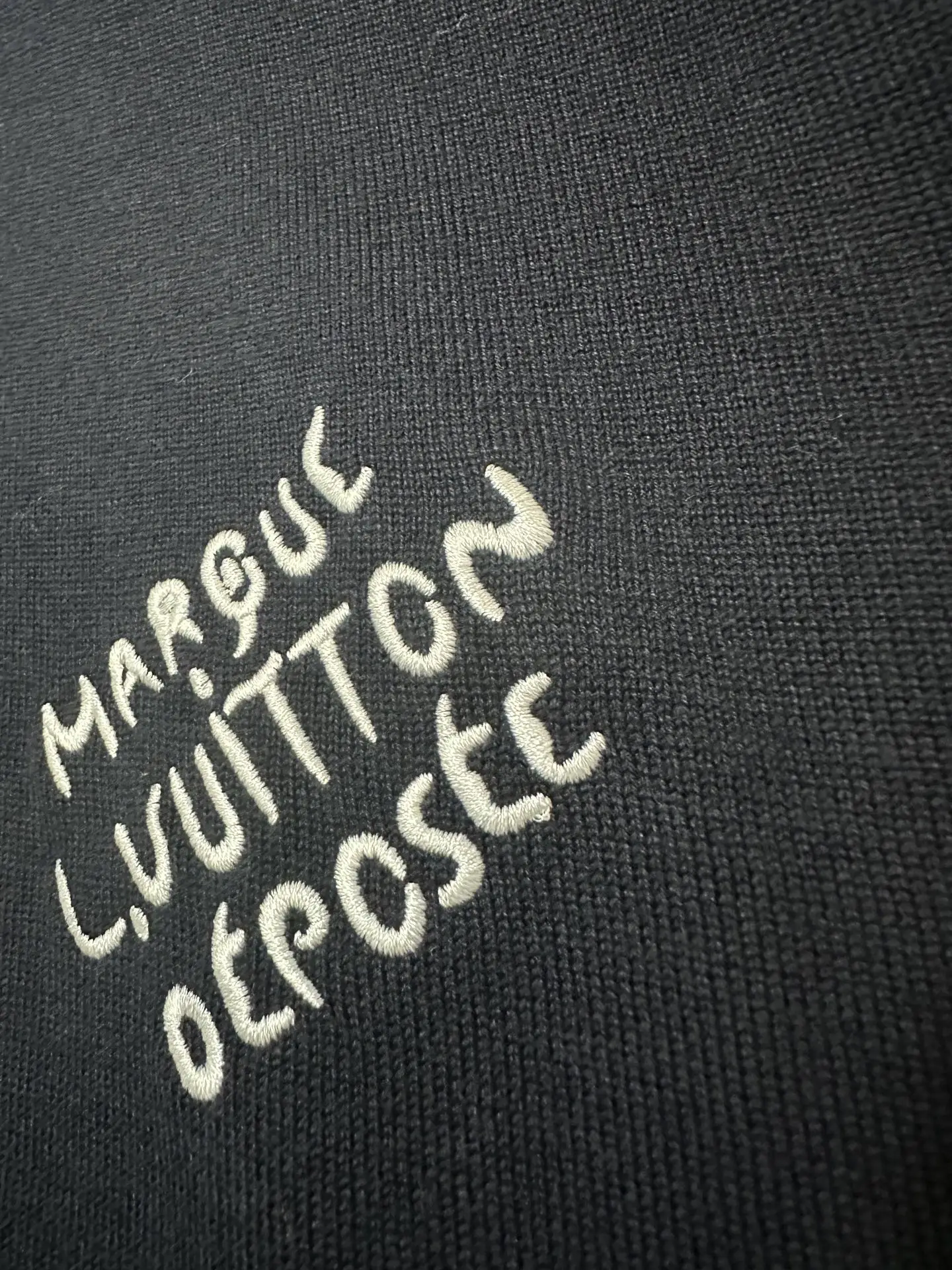 Contrast Collar Embroidered Polo Shirt D28011891 — view 8