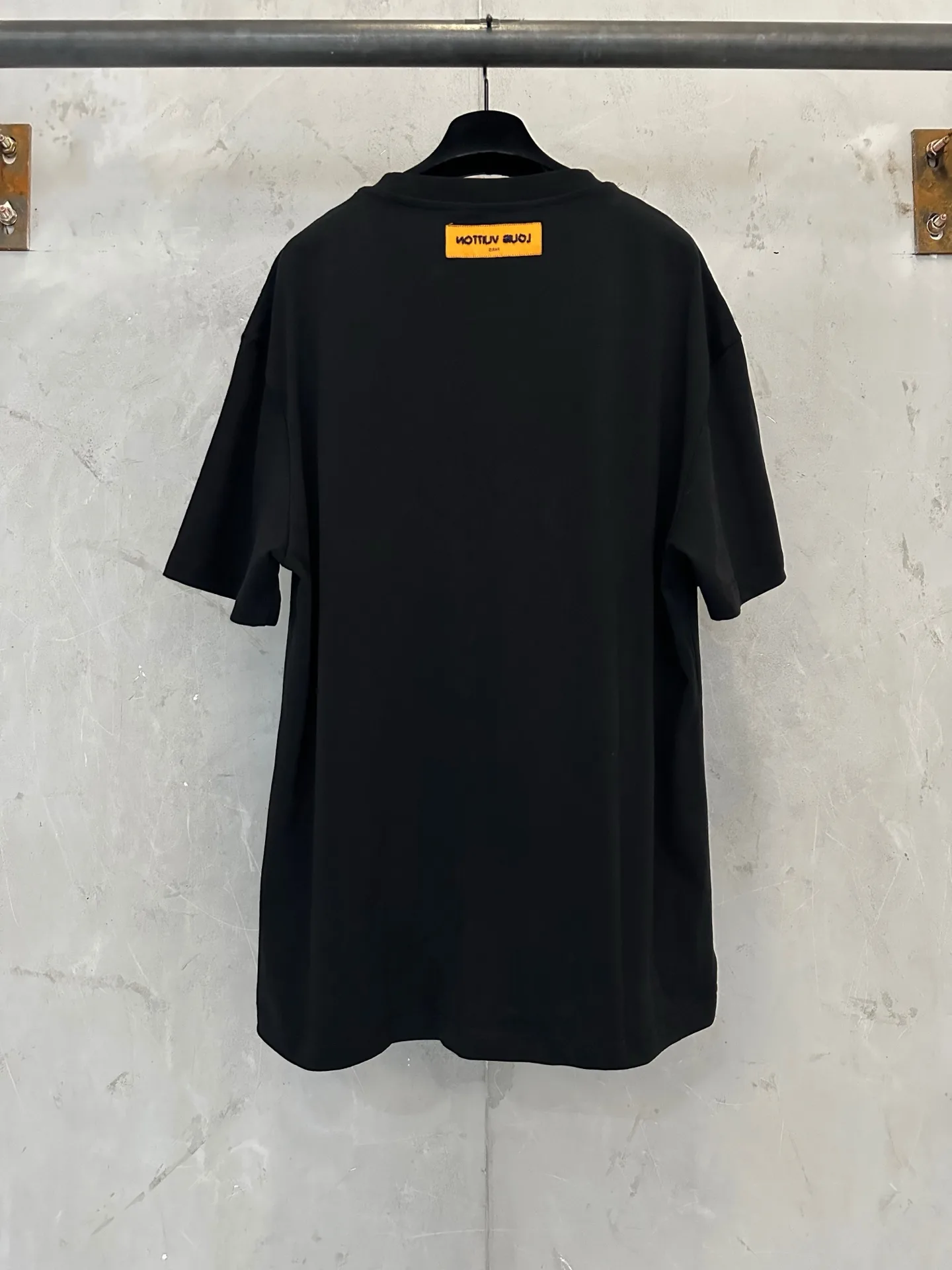 Embellished Logo Cotton T-Shirt D28012316 — view 2