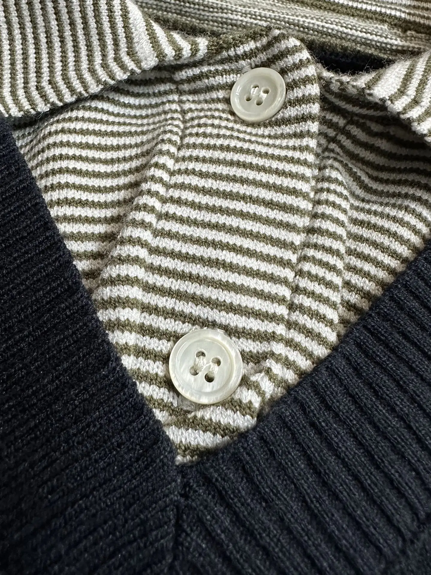 Layered-Look Striped Polo Collar Knit Sweater D28020241 — view 7