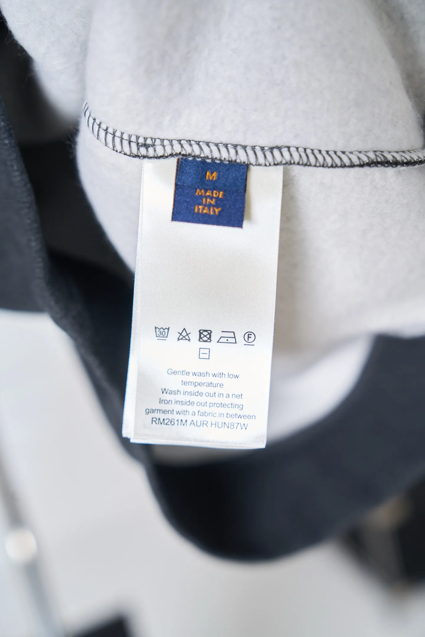 Embroidered Logo Fleece Sweatshirt D28020411 — view 15