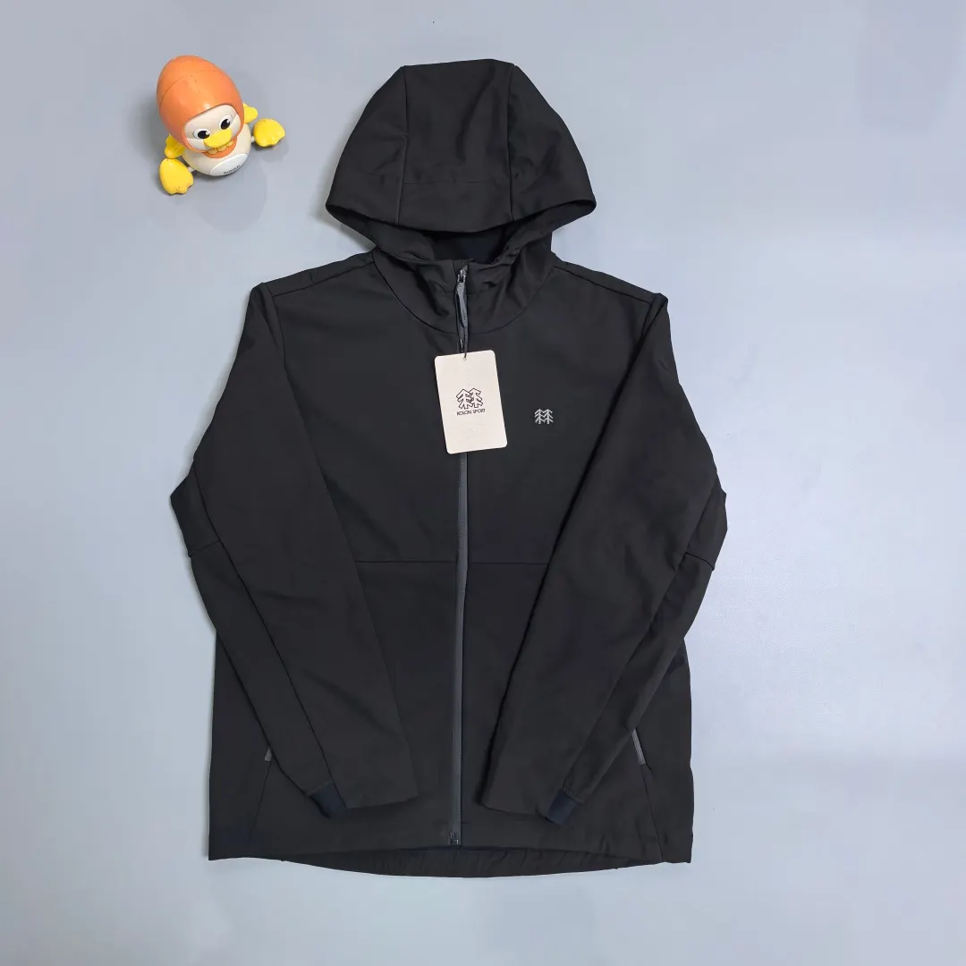 Fleece-Lined Hooded Softshell Jacket D28020268