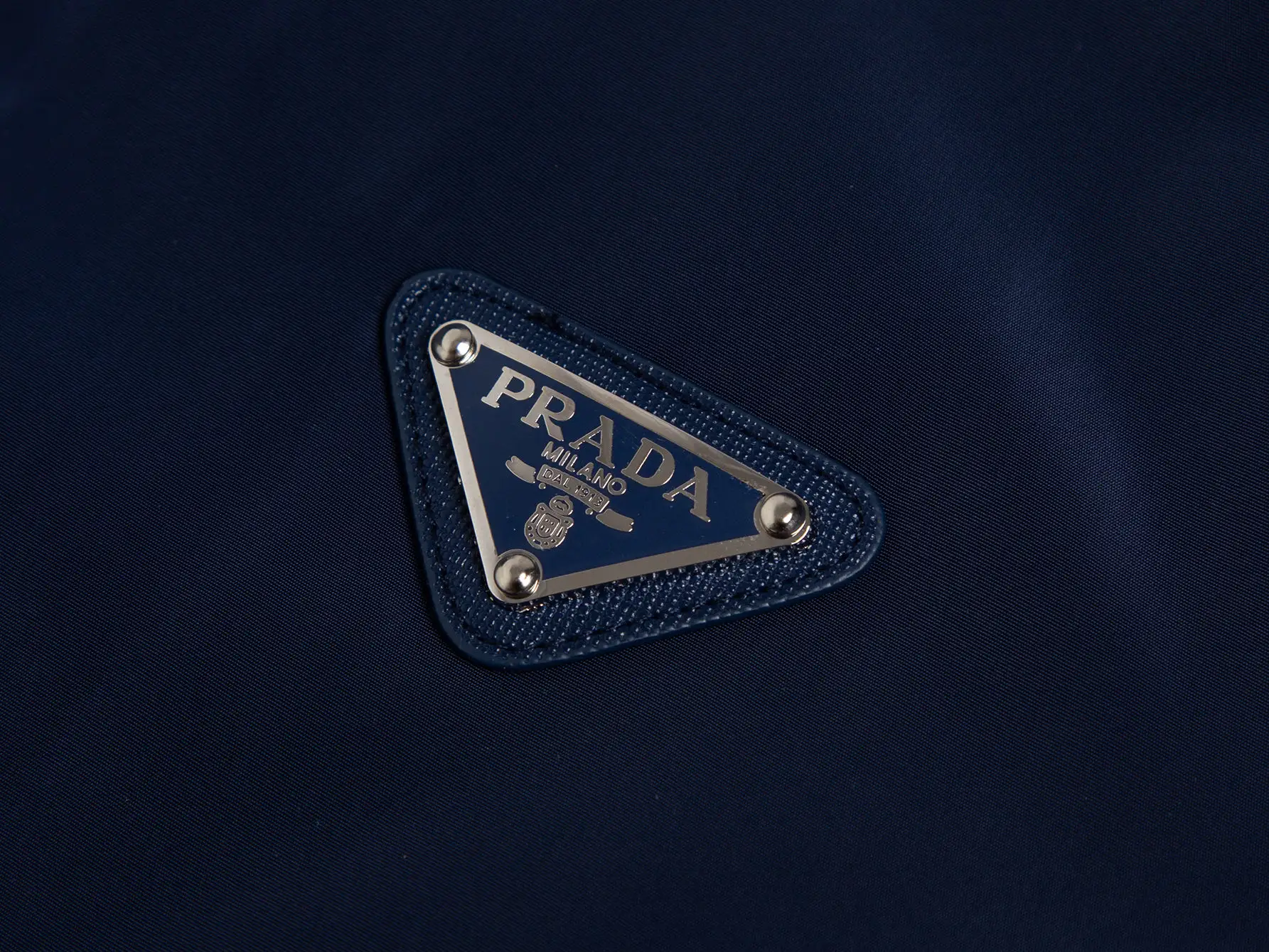 Logo-Plaque Hooded Windbreaker Jacket D28016496 — view 3