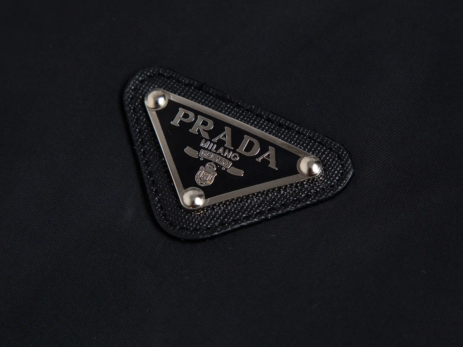Logo-Plaque Hooded Windbreaker Jacket D28016497 — view 3