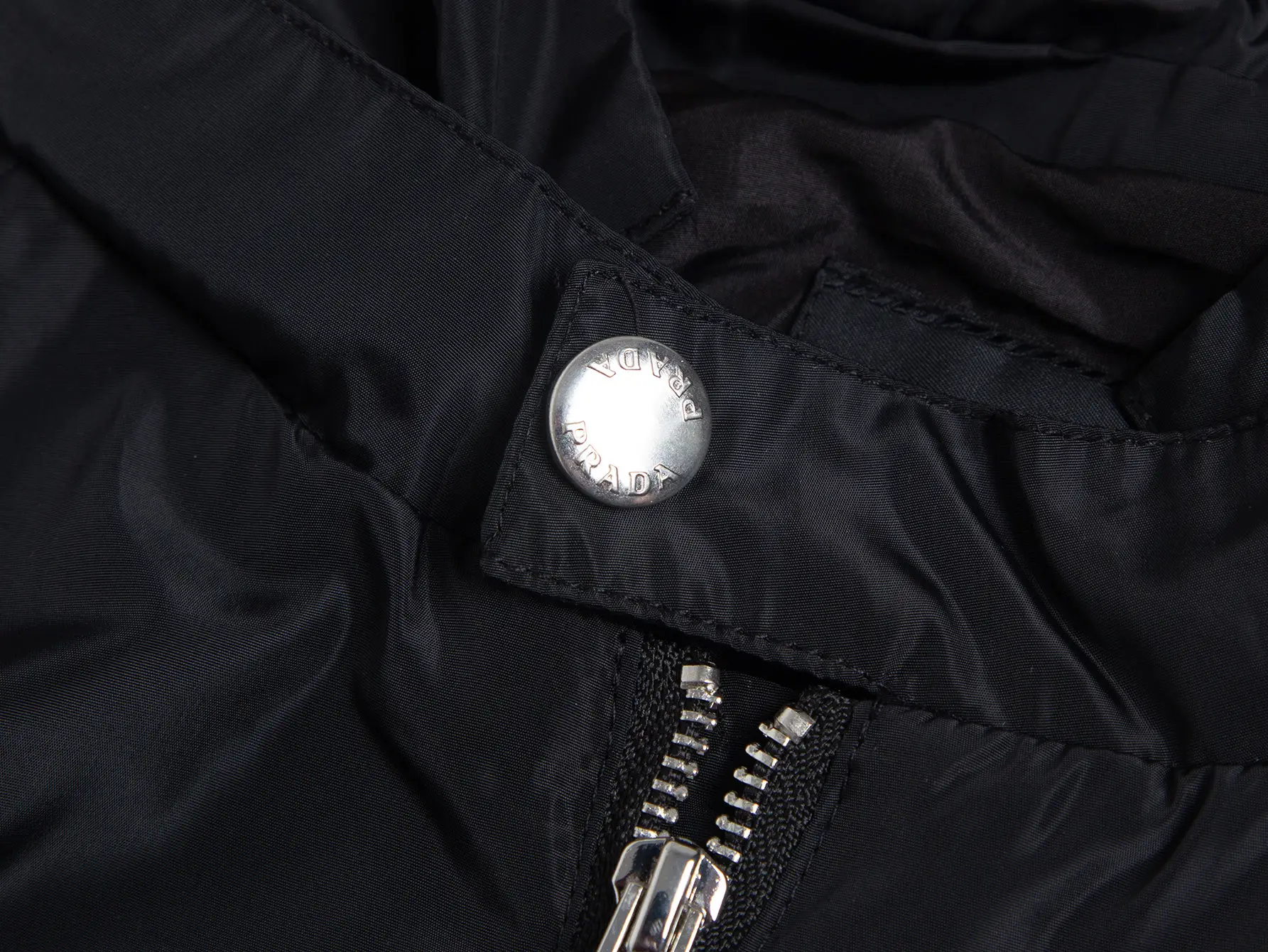Enamel Triangle Logo Hooded Windbreaker Jacket D28016491 — view 5
