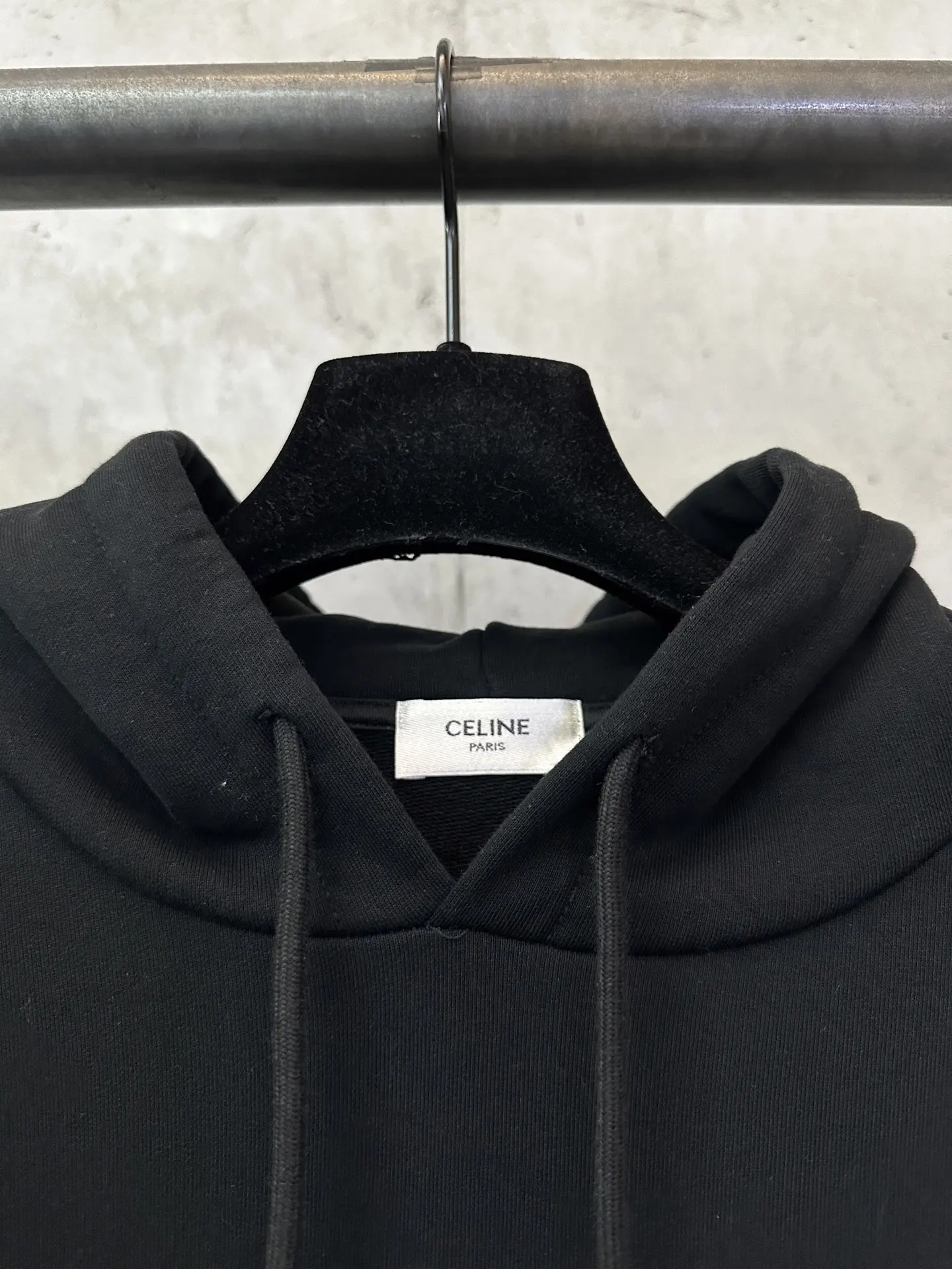 Logo-Flocked Heavyweight Cotton Hoodie D28020159 — view 7
