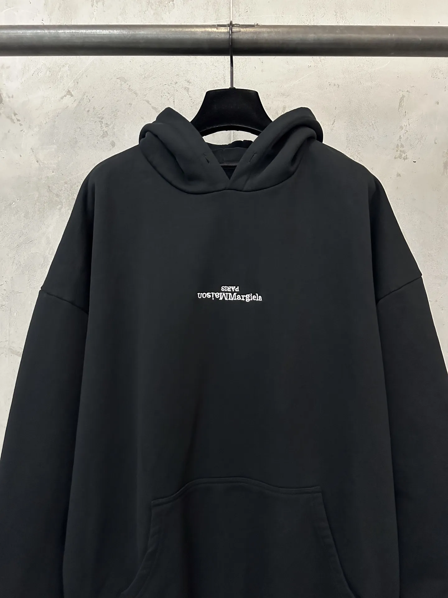 Logo Embroidered Loopback Cotton Hoodie D28021952 — view 3