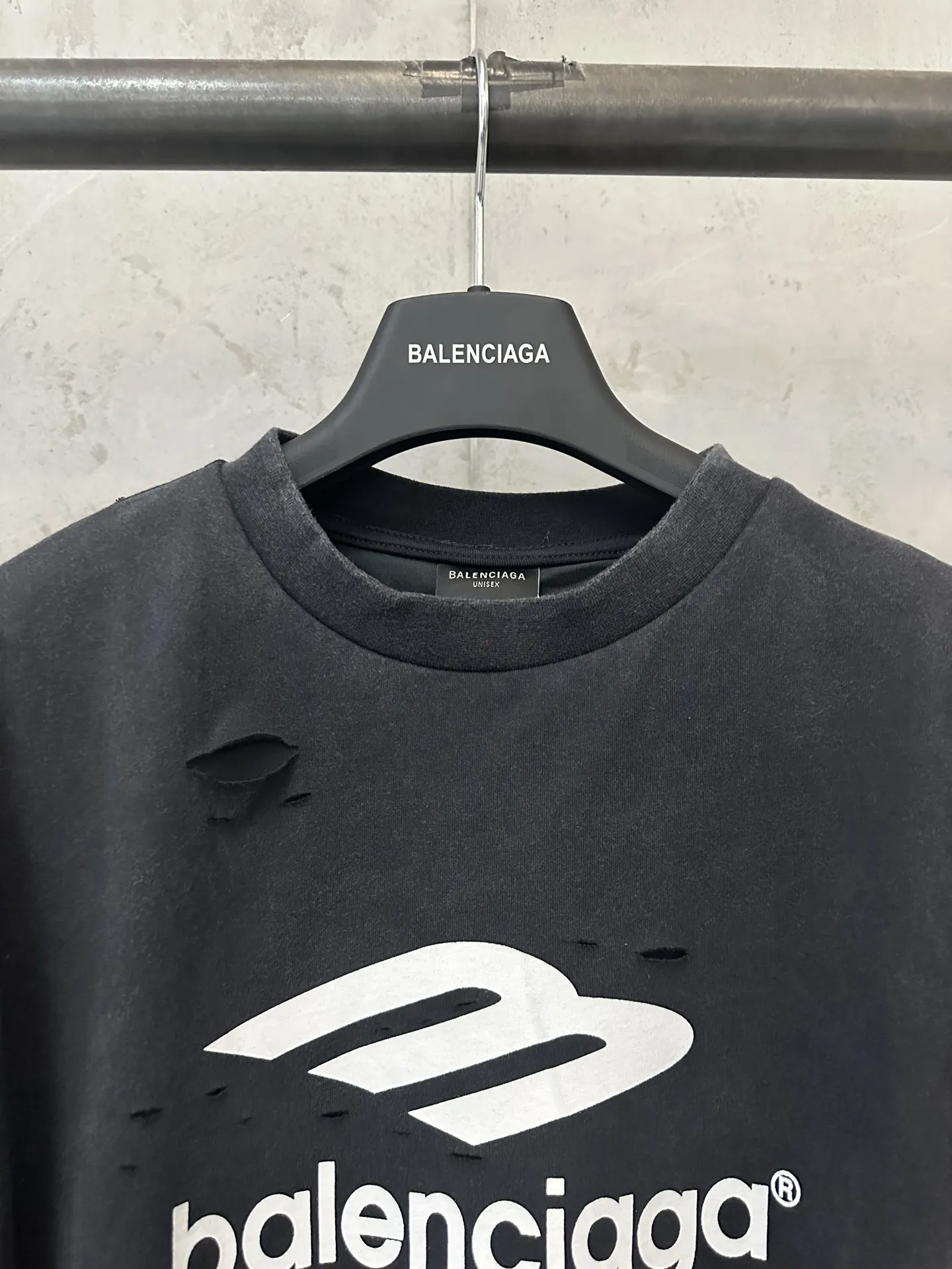 Distressed Double-Layer Long-Sleeve T-Shirt D28524398 — view 5