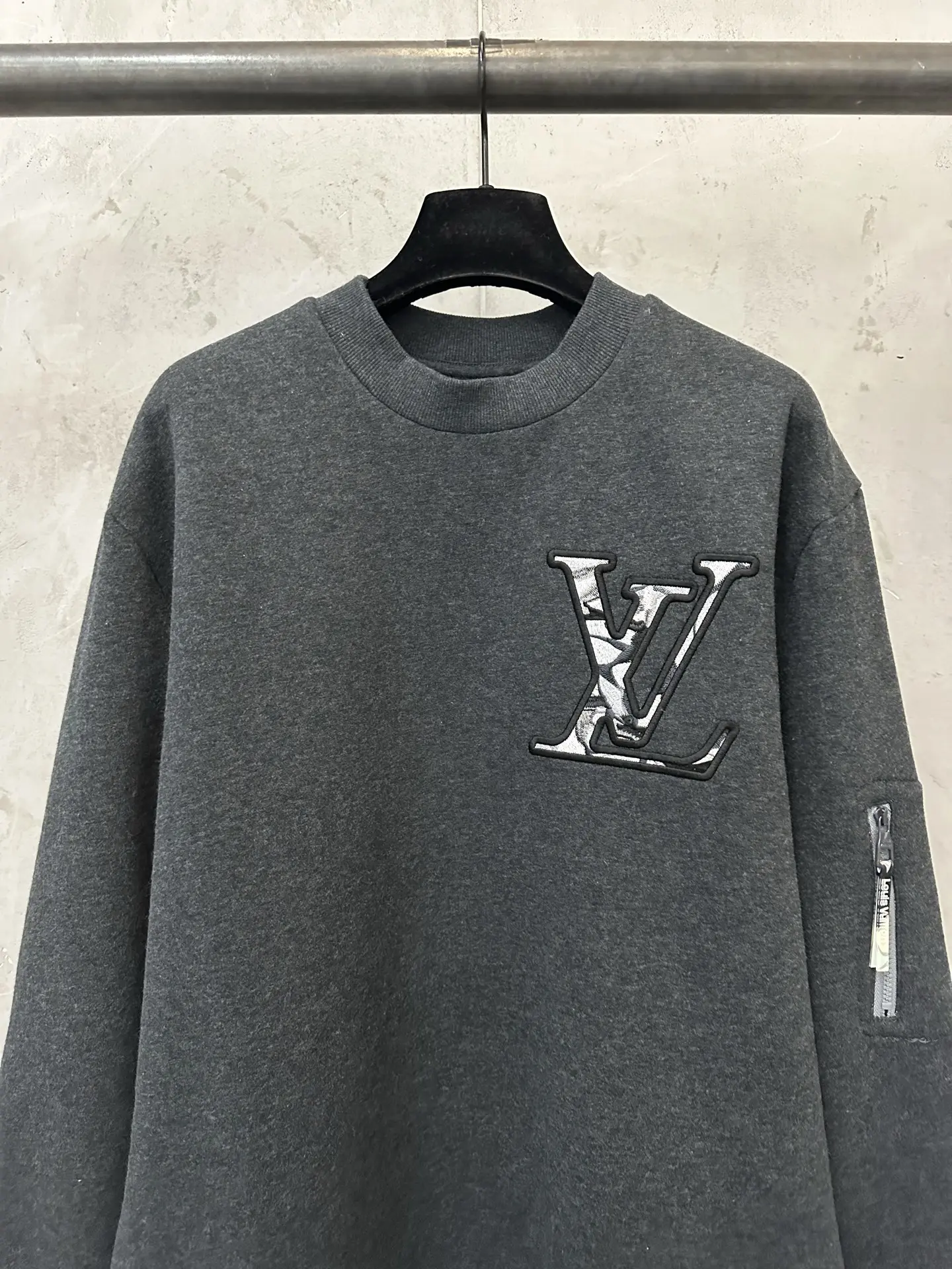 Embroidered Logo Fleece-Back Sweatshirt D28521840 — view 3