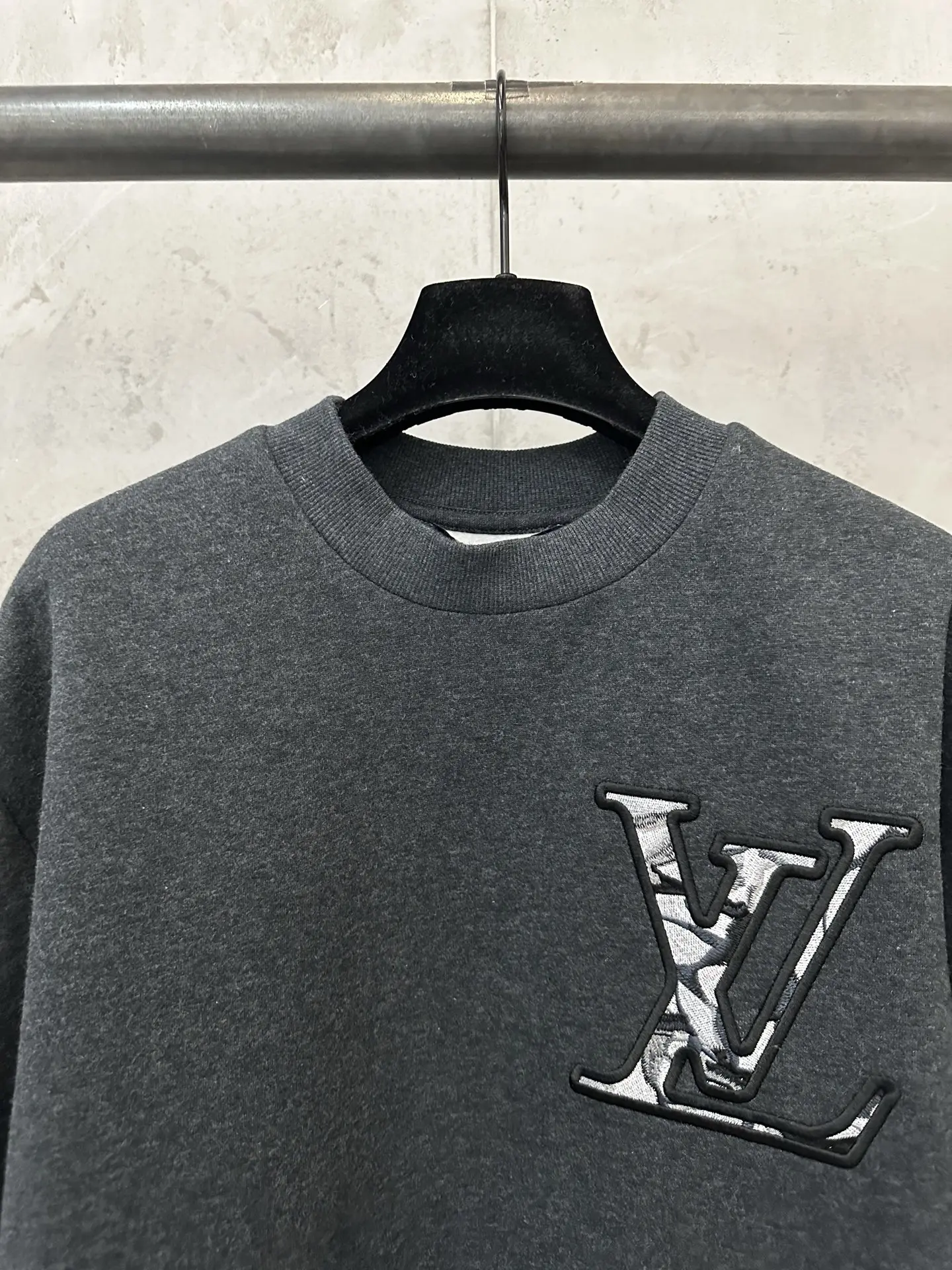 Embroidered Logo Fleece-Back Sweatshirt D28521840 — view 5