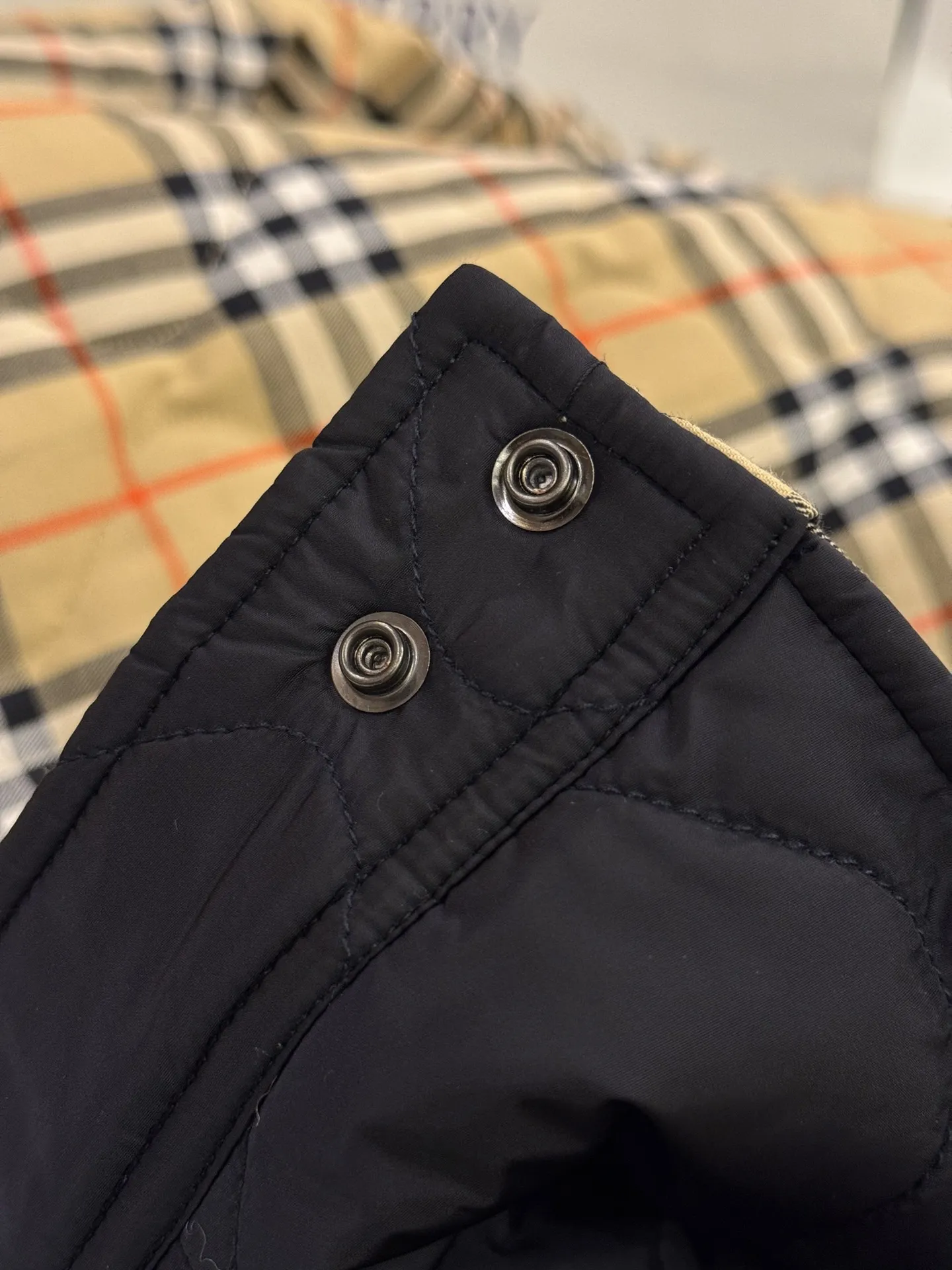 Reversible Check Quilted Jacket D28516427 — view 12