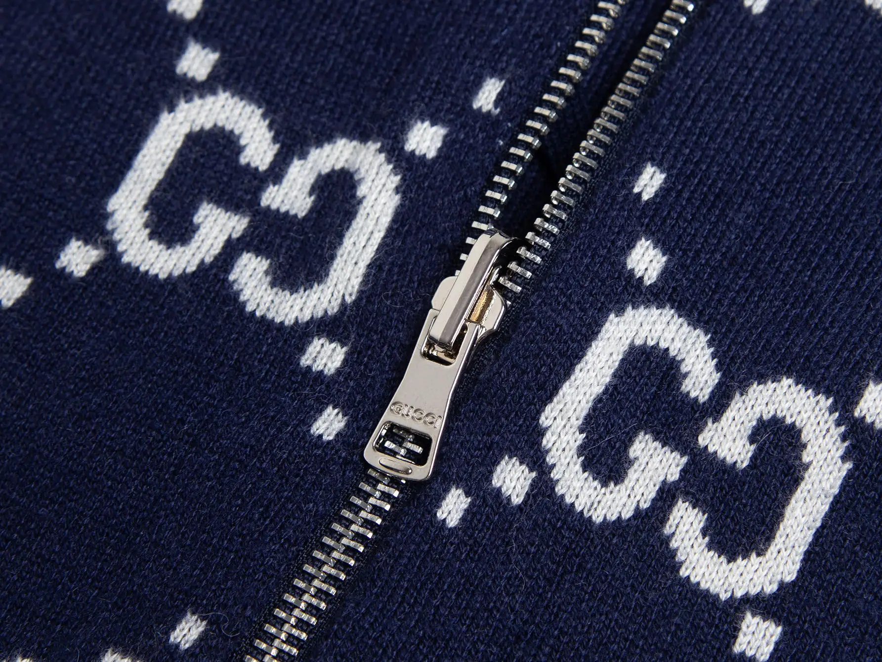 Reversible GG Jacquard Cashmere-Blend Hoodie D28516407 — view 8