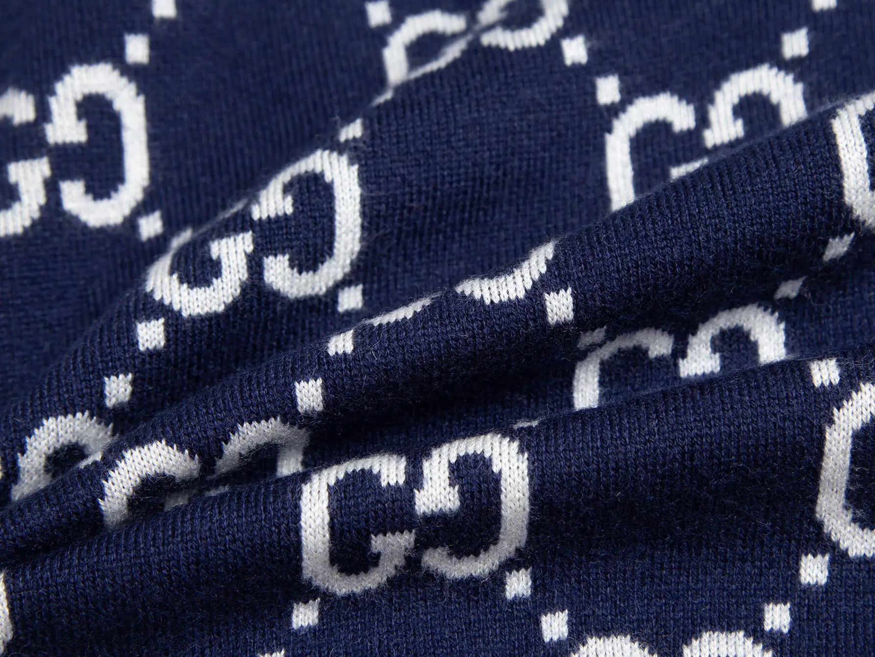 Reversible GG Jacquard Cashmere-Blend Hoodie D28516407 — view 10