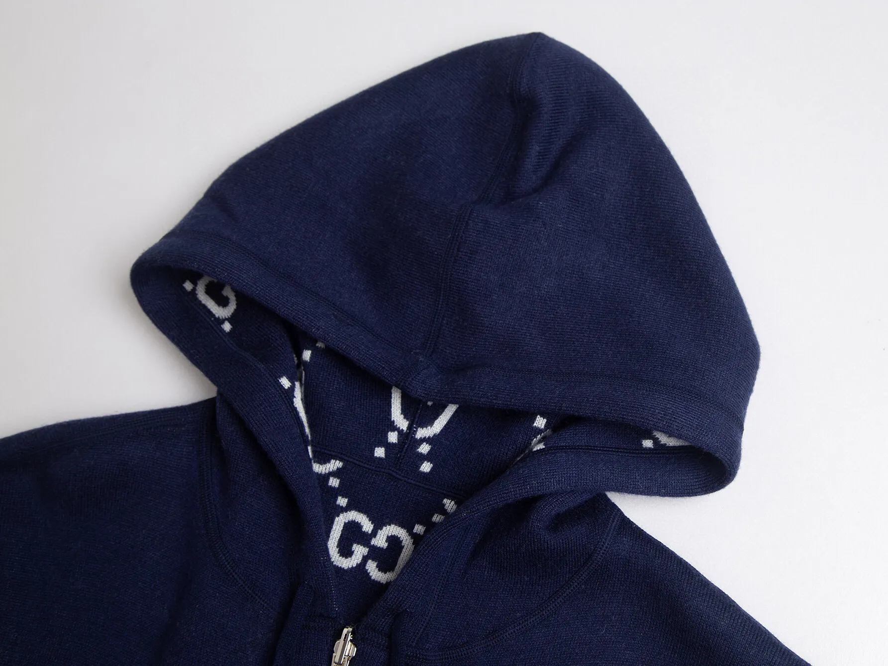 Reversible Monogram Cashmere-Blend Zip-Up Hoodie D28516406 — view 8
