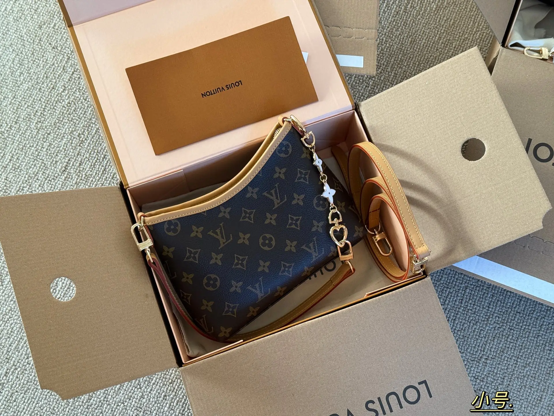 Monogram Canvas Hobo Bag D28518369