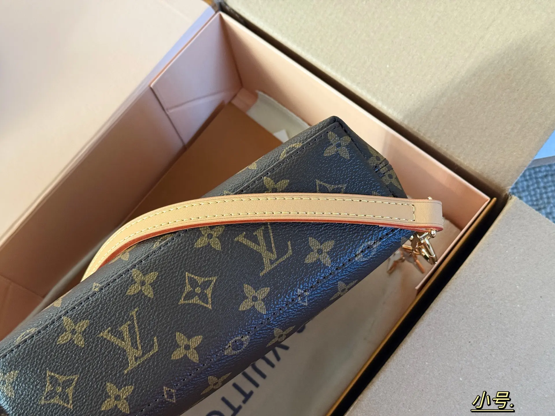 Monogram Canvas Hobo Bag D28518369 — view 9