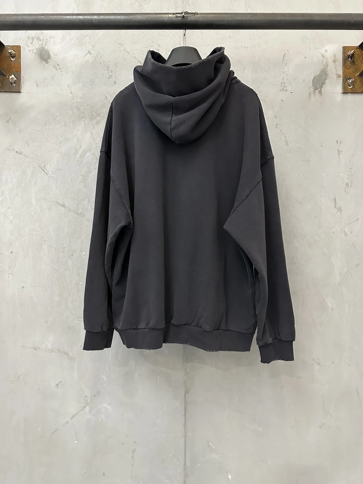 Logo Print Distressed Cotton-Jersey Hoodie D29020179 — view 2