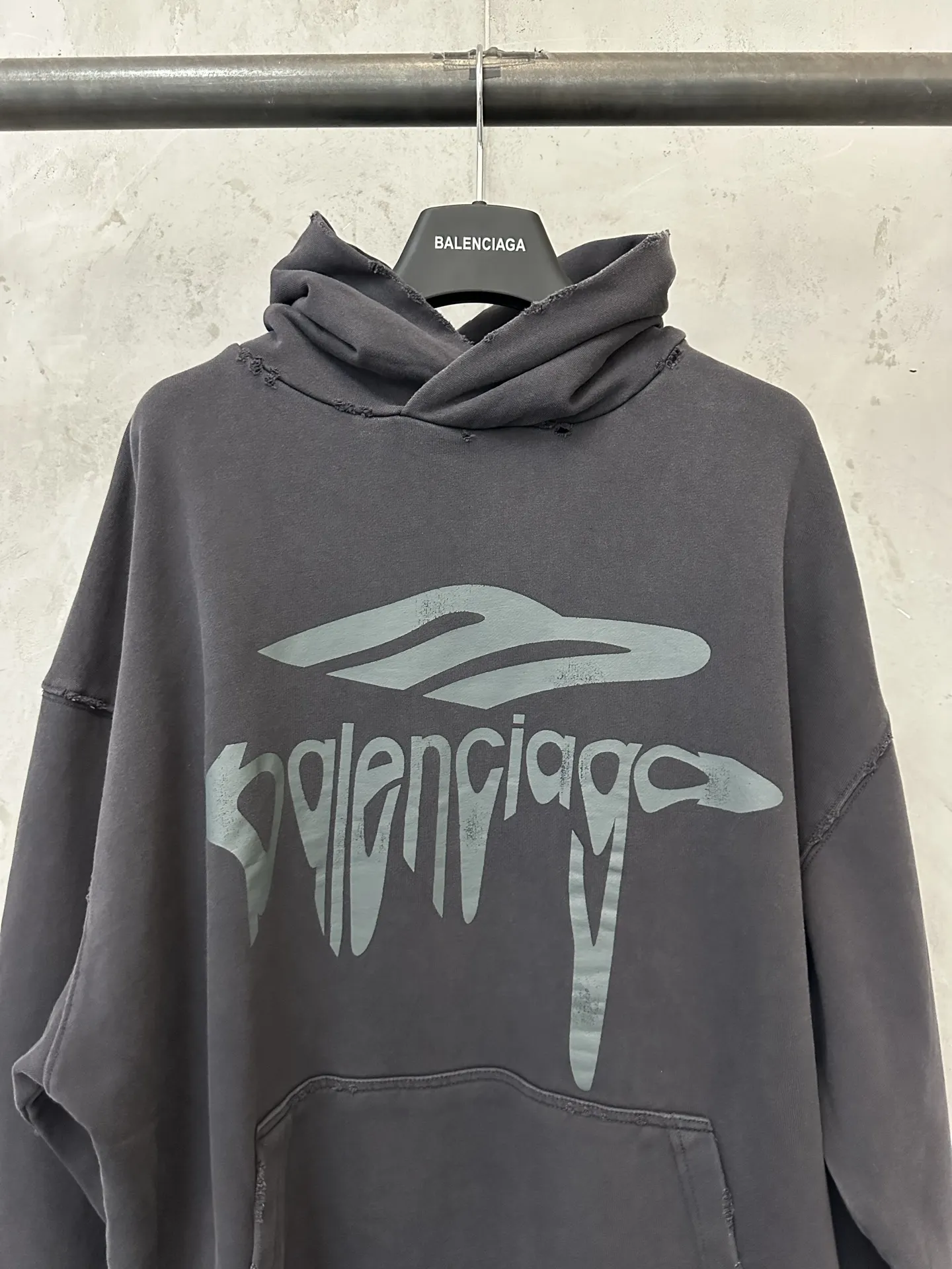 Logo Print Distressed Cotton-Jersey Hoodie D29020179 — view 3
