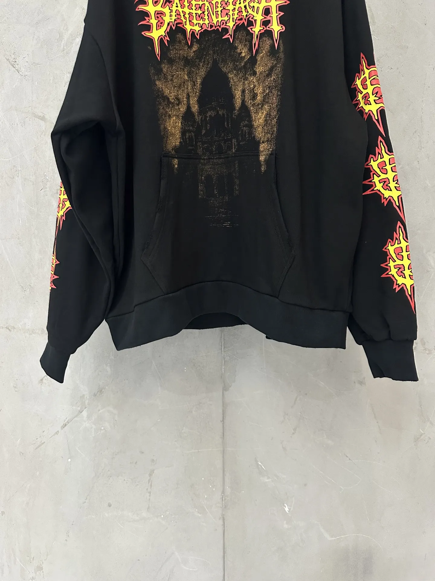 Sacre Coeur Graphic Print Oversized Hoodie D29011966 — view 4