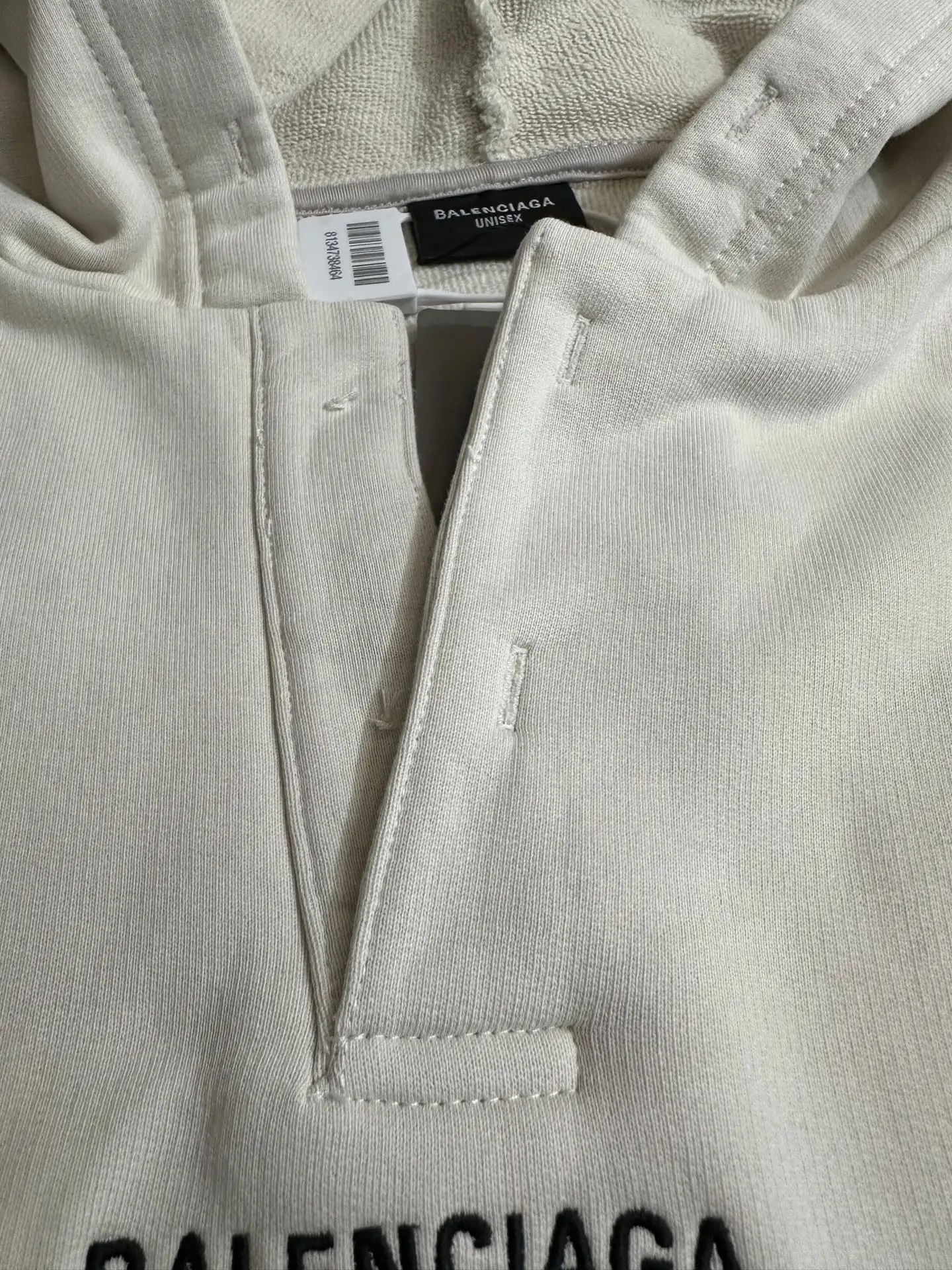 Logo Embroidered Open-Neck Hoodie D29020239 — view 8