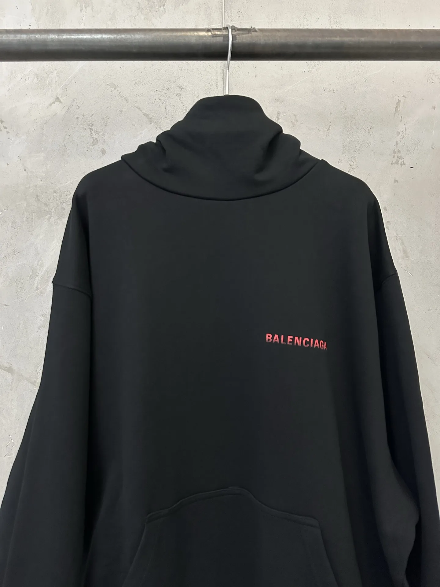 Logo Gradient Ninja Mask Hoodie D29020172 — view 3
