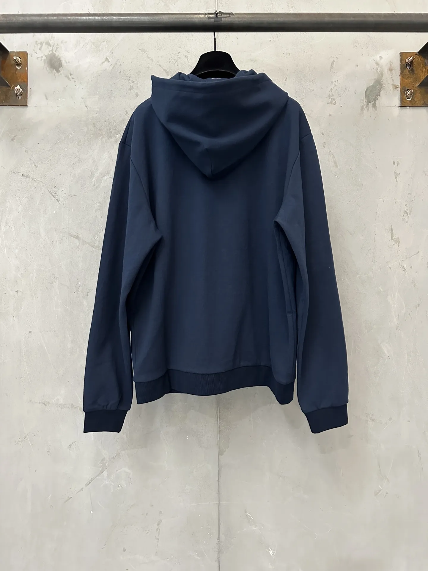 Logo-Embroidered Zip-Up Hoodie D29024414 — view 2